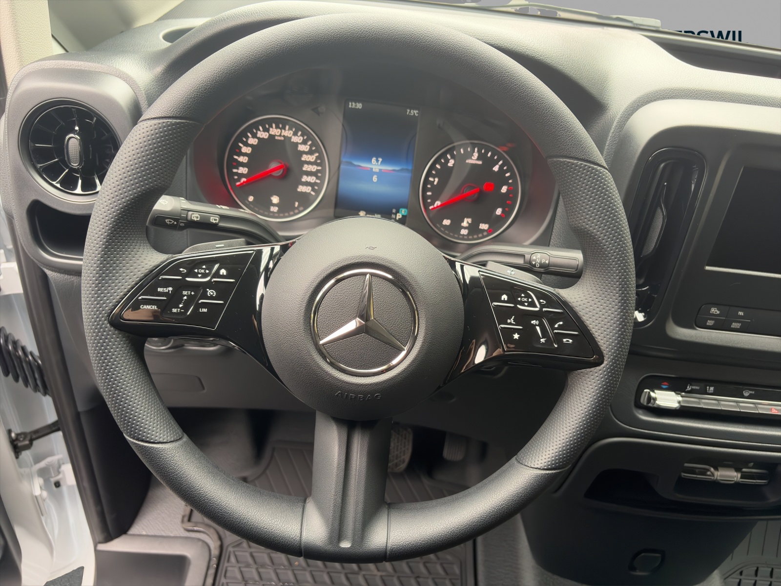 MERCEDES-BENZ Vito 114 CDI Lang Pro 9G-Tronic 4M-image-7