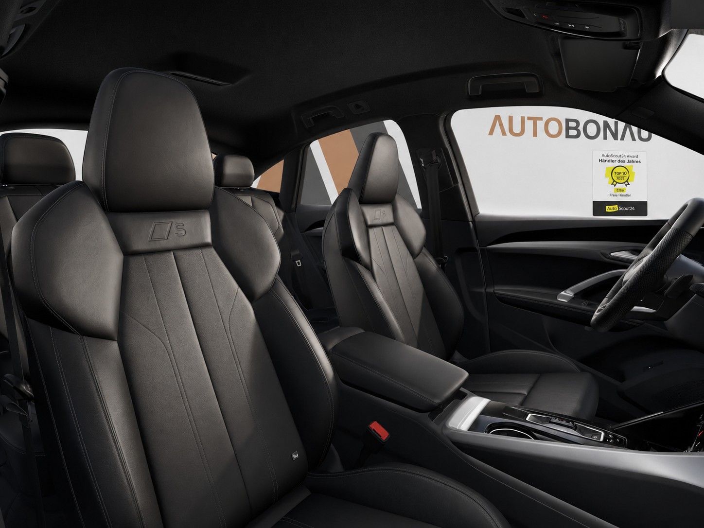 AUDI Q5 Sportbback e-hybrid quattro S line Tech+-image-24