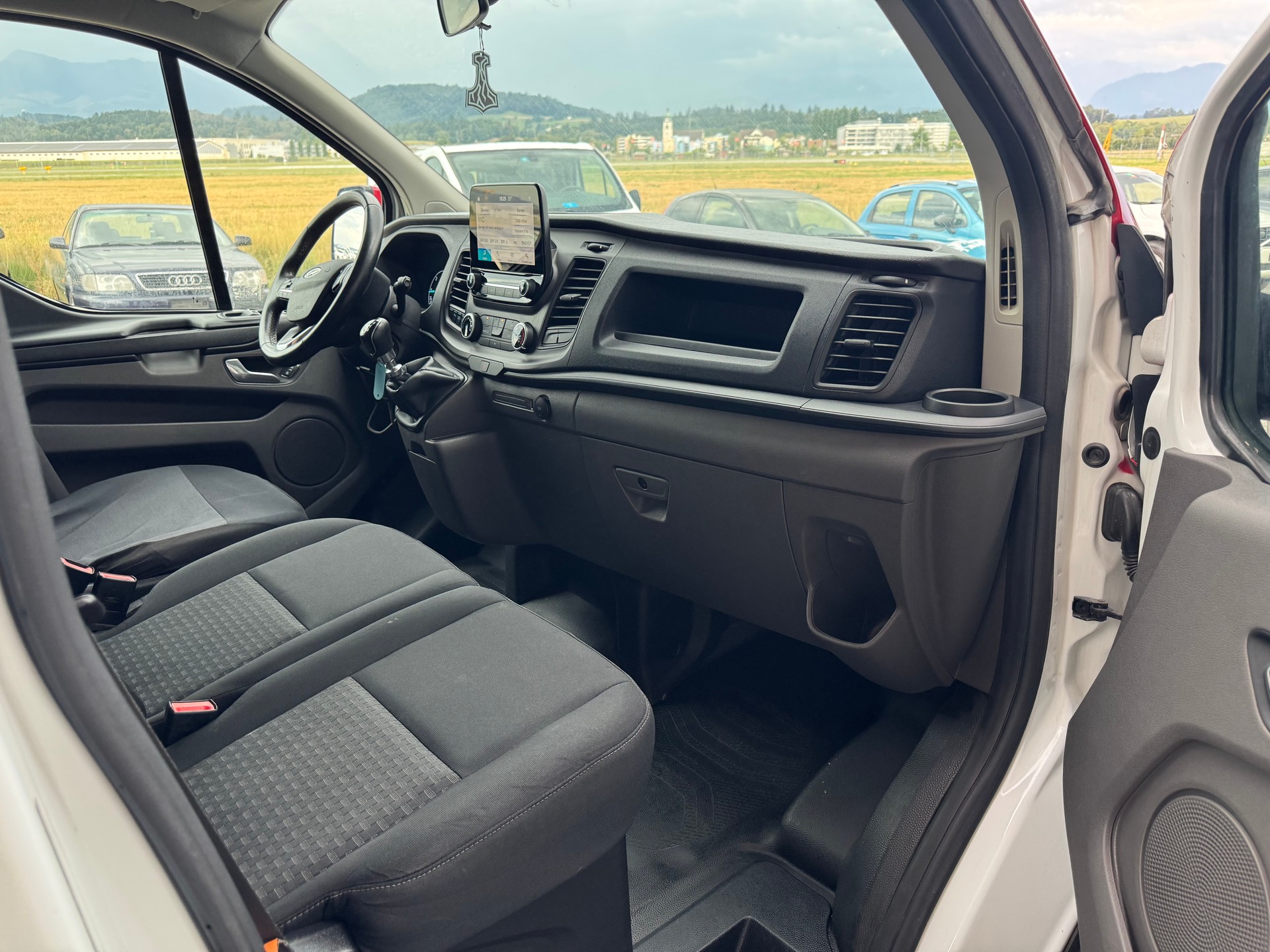 FORD Transit Custom Van 280 L1H1 Basis-image-7