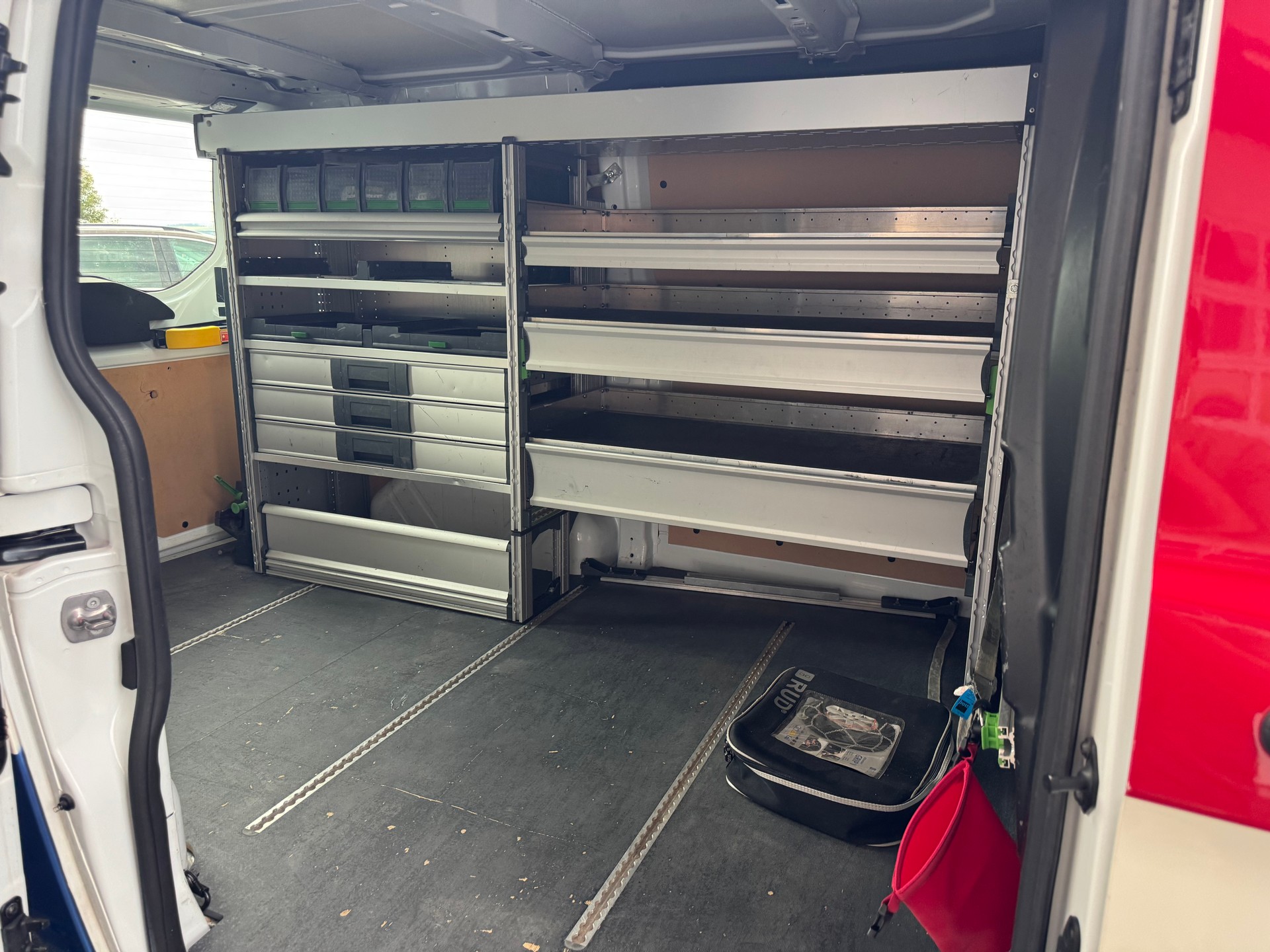FORD Transit Custom Van 280 L1H1 Basis-image-6