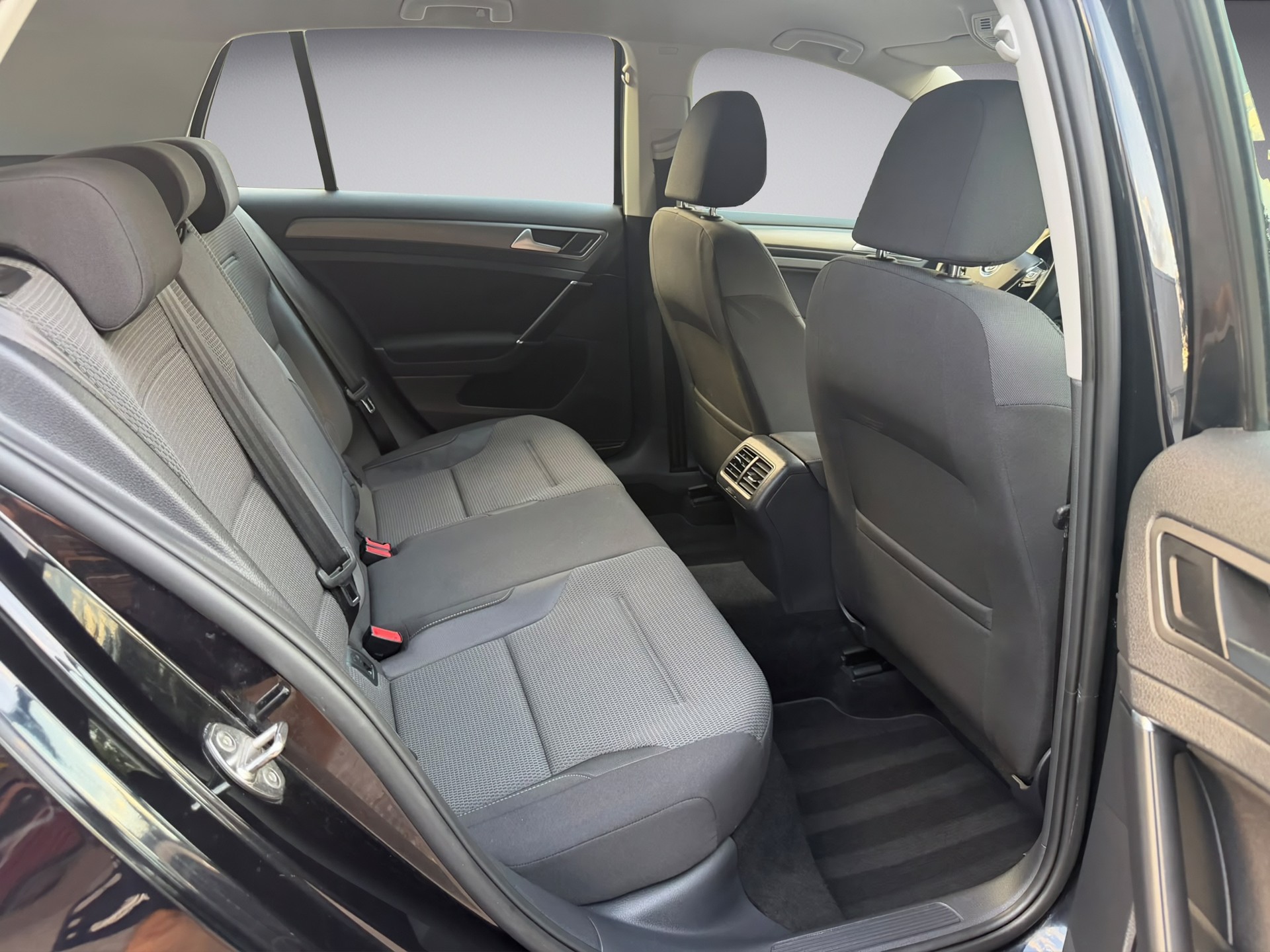 VW Golf 1.2 TSI Comfortline DSG-image-9