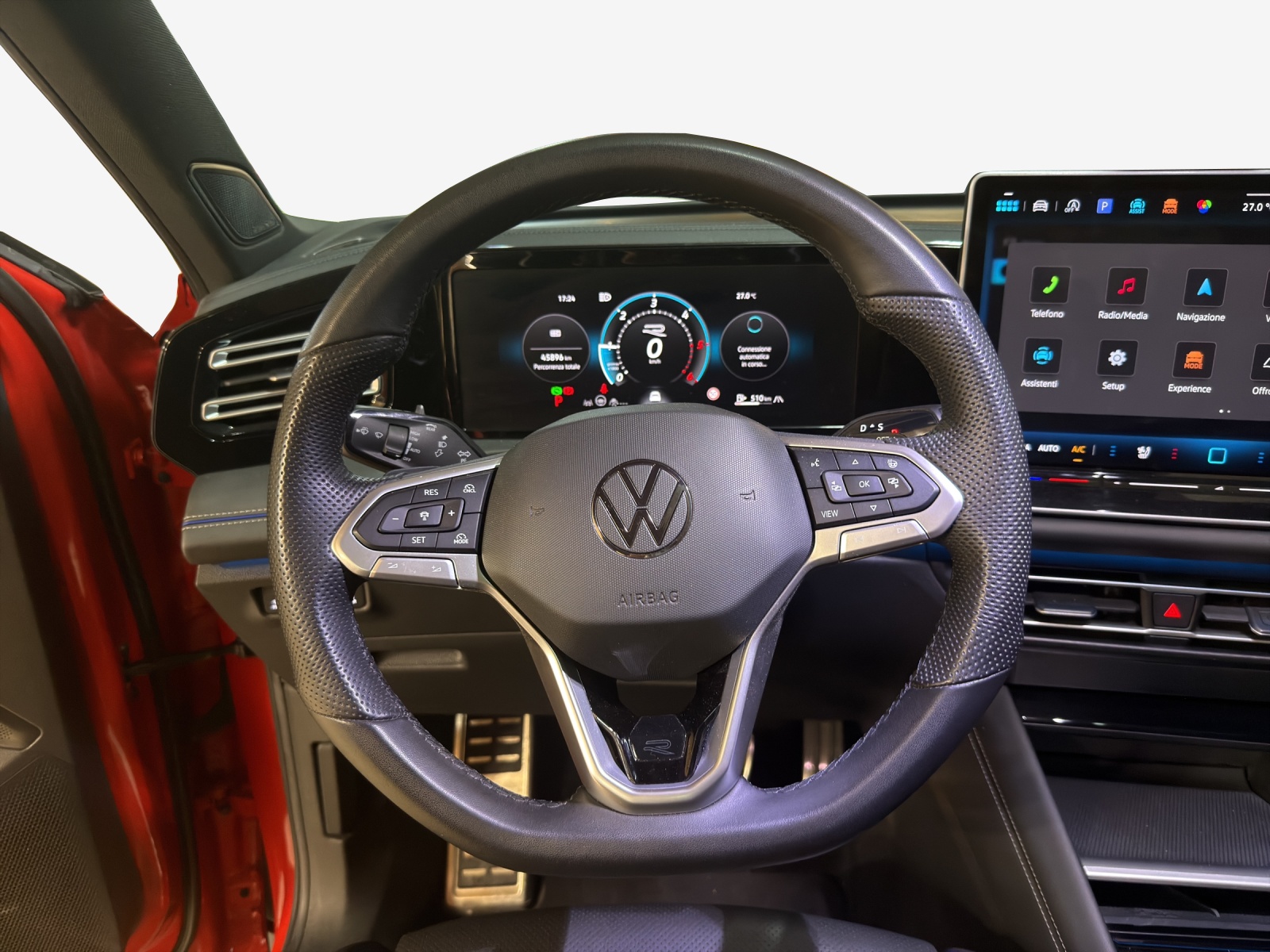 VW Tiguan 2.0 TDI SCR R-Line 4Motion DSG-image-9