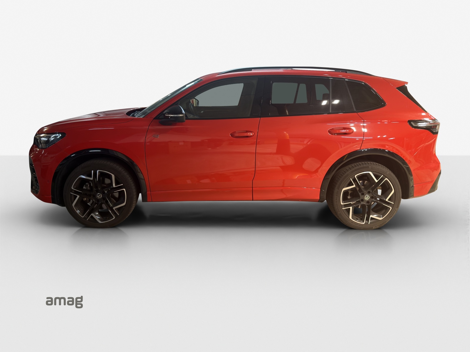 VW Tiguan 2.0 TDI SCR R-Line 4Motion DSG-showroom-element-1