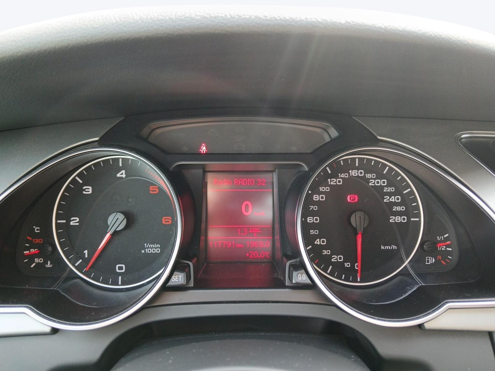 AUDI A5 Coupé 3.0 V6 TDI quattro-image-13