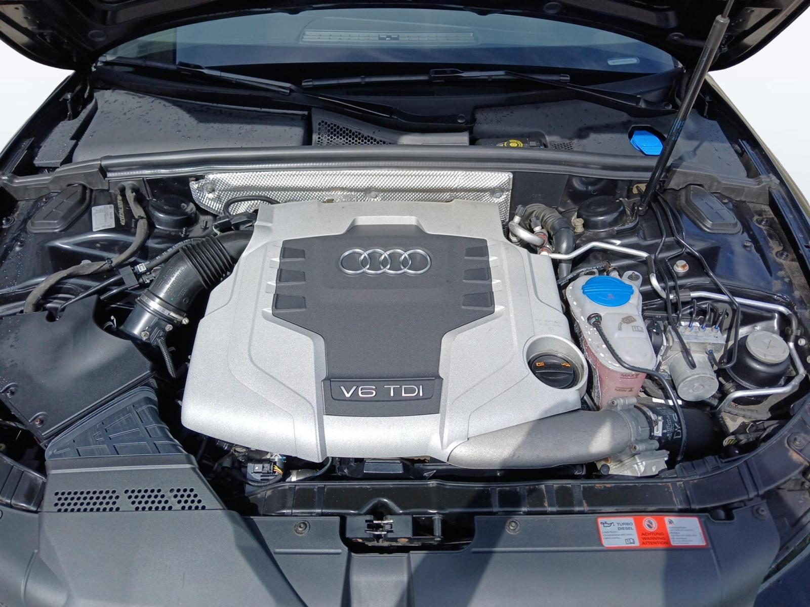 AUDI A5 Coupé 3.0 V6 TDI quattro-image-14