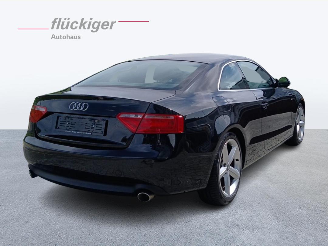 AUDI A5 Coupé 3.0 V6 TDI quattro-image-4