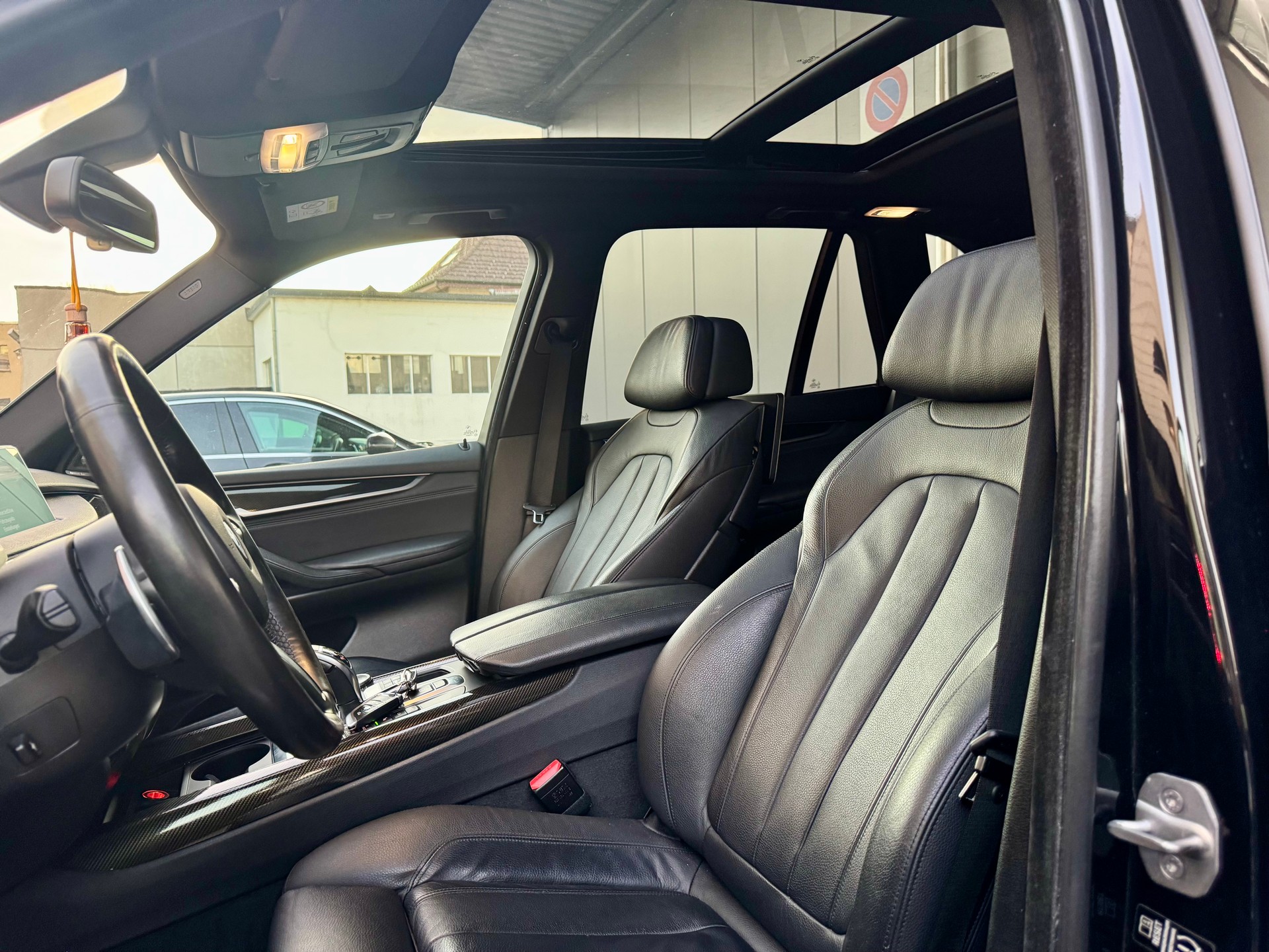 BMW X5 xDrive M50d Steptronic-image-6