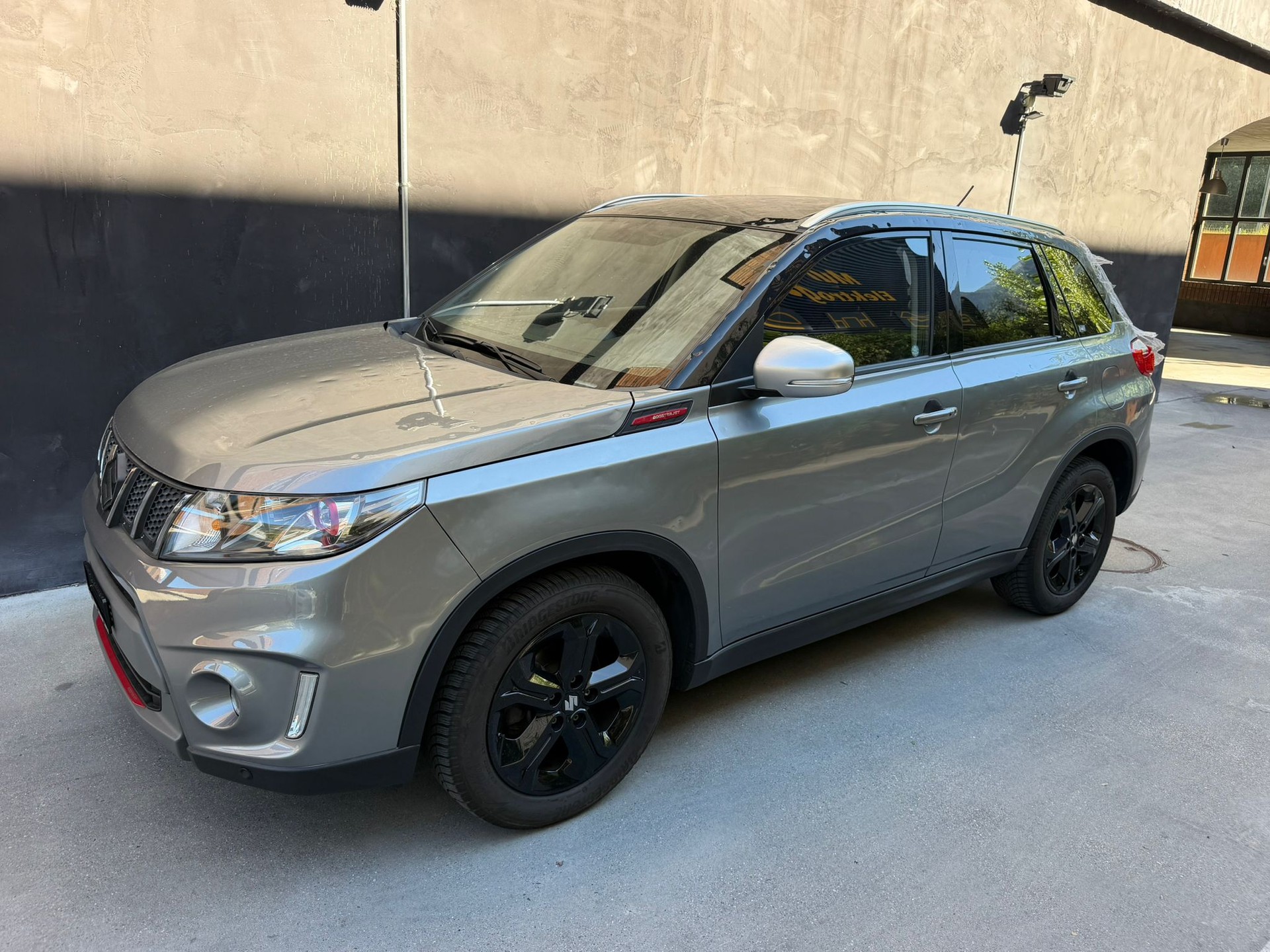 SUZUKI Vitara 1.4 Boosterjet Piz Sulai Top Automatic-image-3