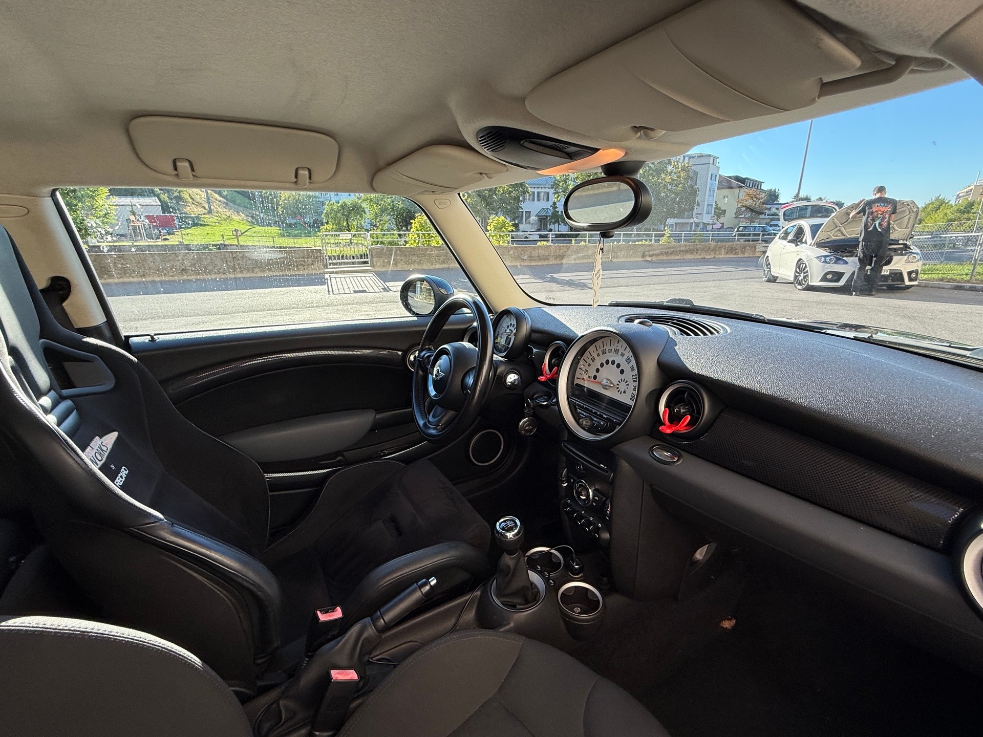 MINI Cooper S Challenge 1/36-image-7