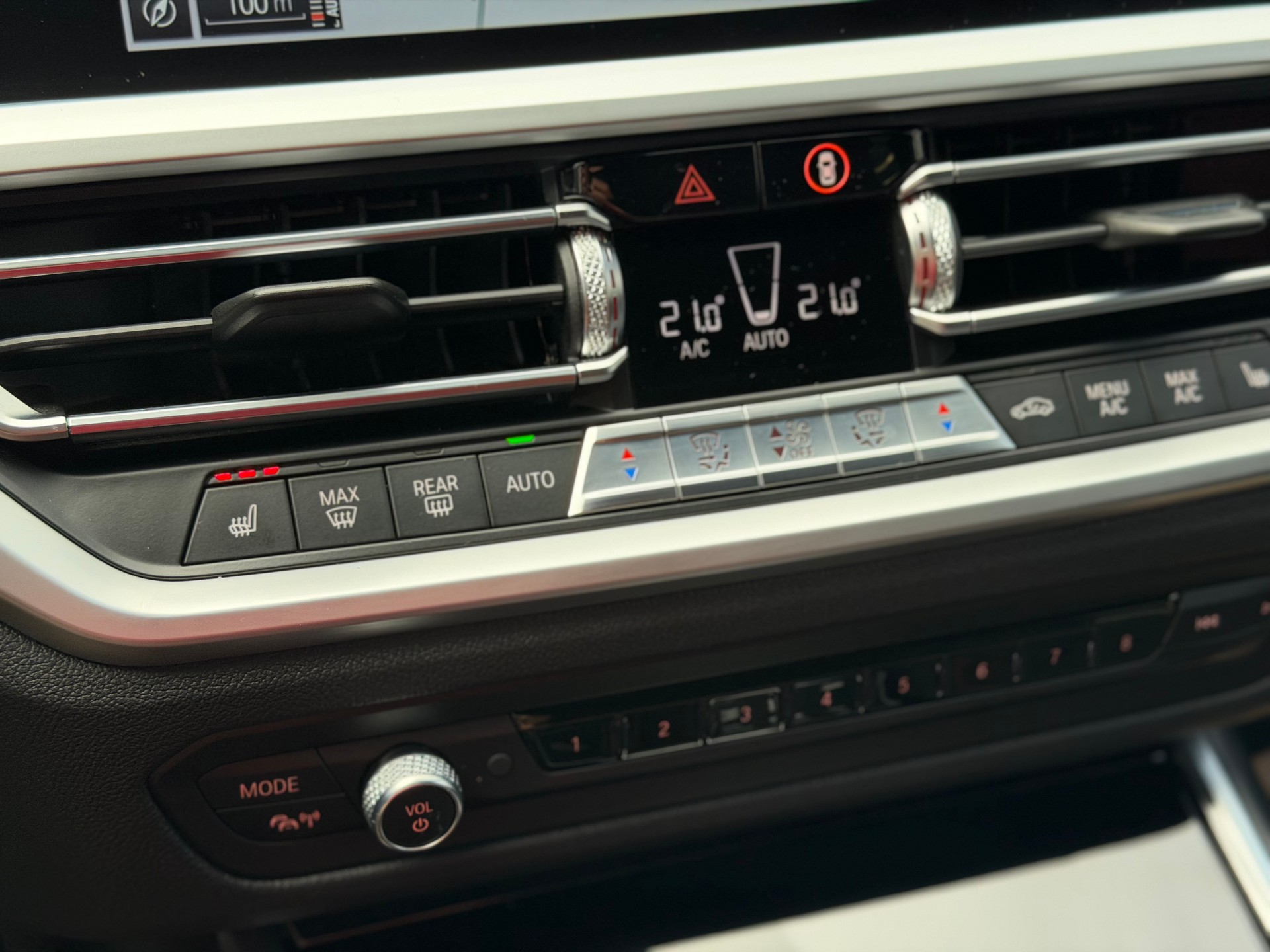BMW 320d xDrive Touring Sport Line Steptronic-image-19