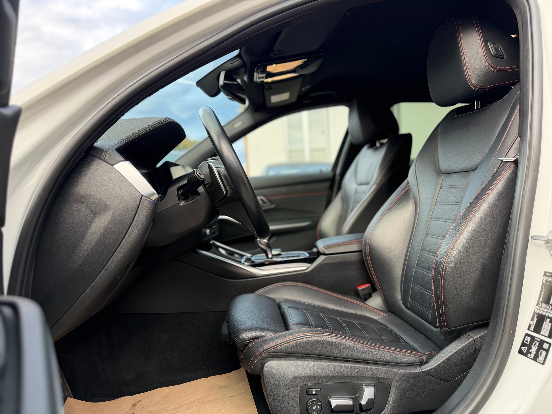 BMW 320d xDrive Touring Sport Line Steptronic-image-8
