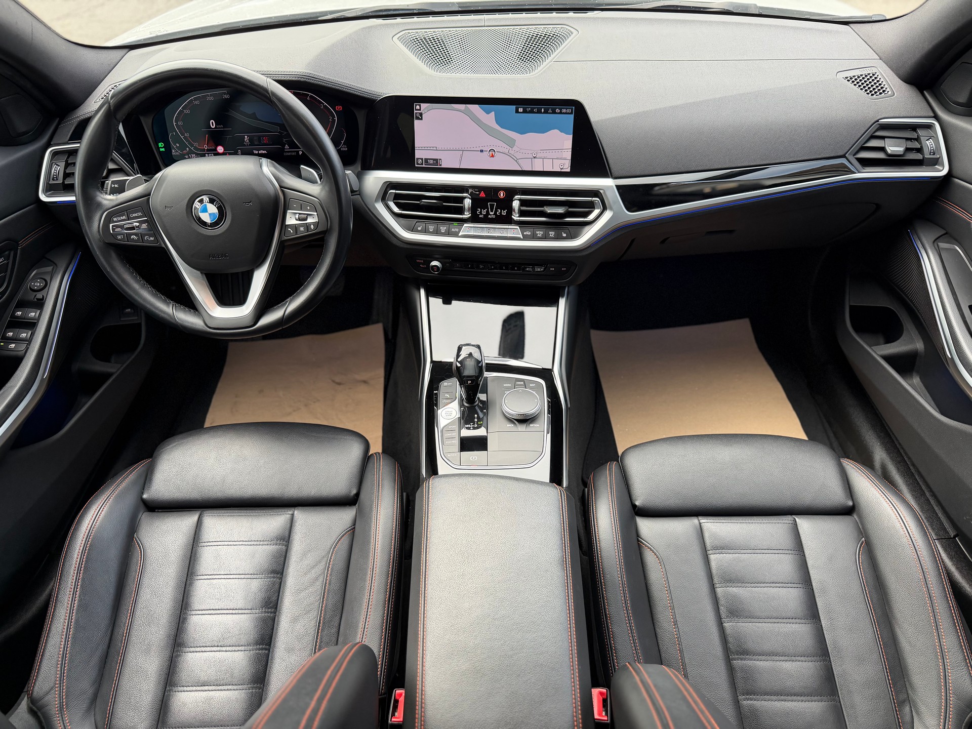 BMW 320d xDrive Touring Sport Line Steptronic-image-10