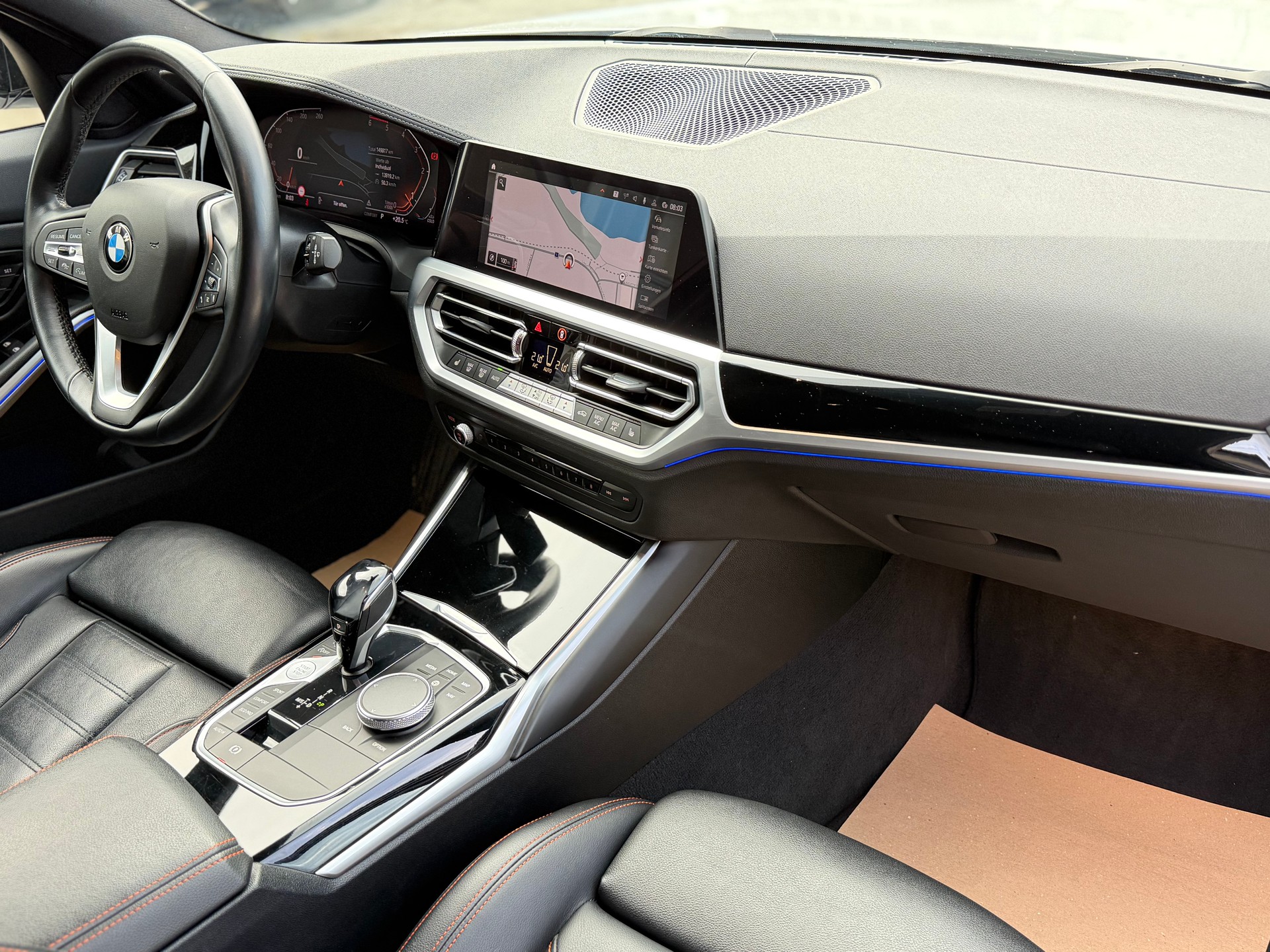 BMW 320d xDrive Touring Sport Line Steptronic-image-13
