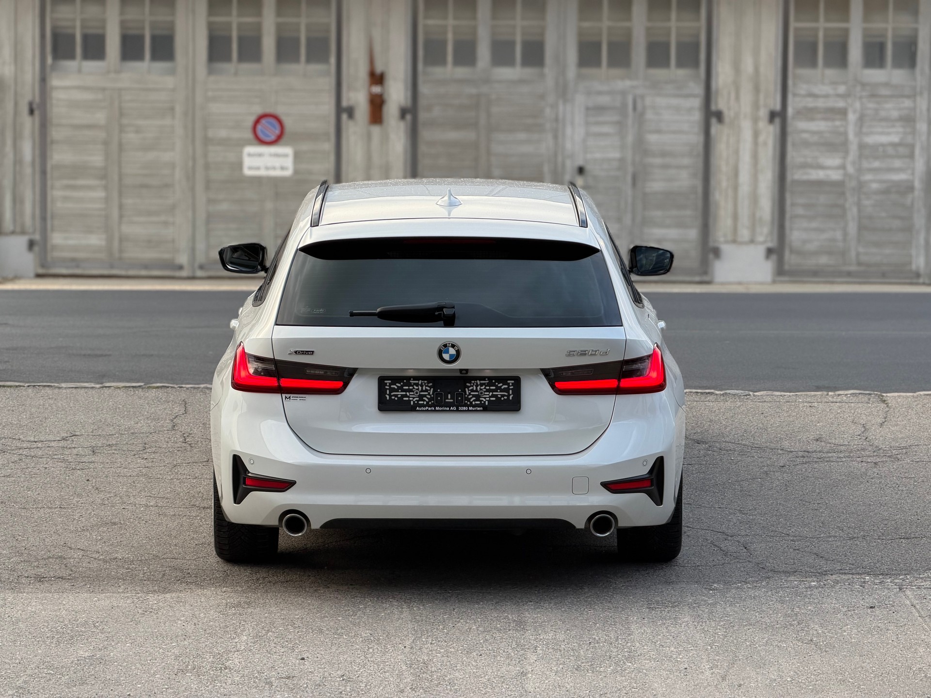 BMW 320d xDrive Touring Sport Line Steptronic-image-5