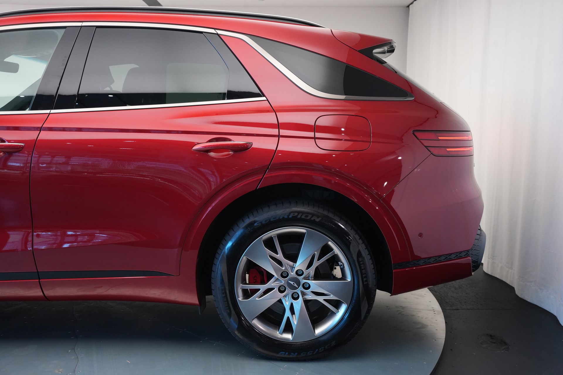 GENESIS GV70 2.5 TGDI Premium AT8 AWD-image-57