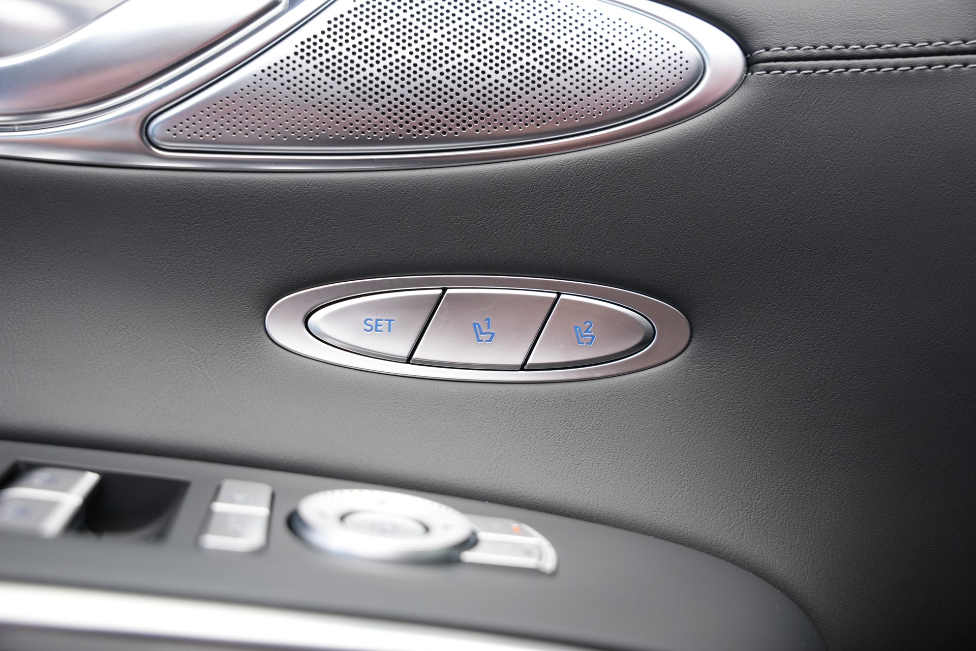 GENESIS GV70 2.5 TGDI Premium AT8 AWD-image-20