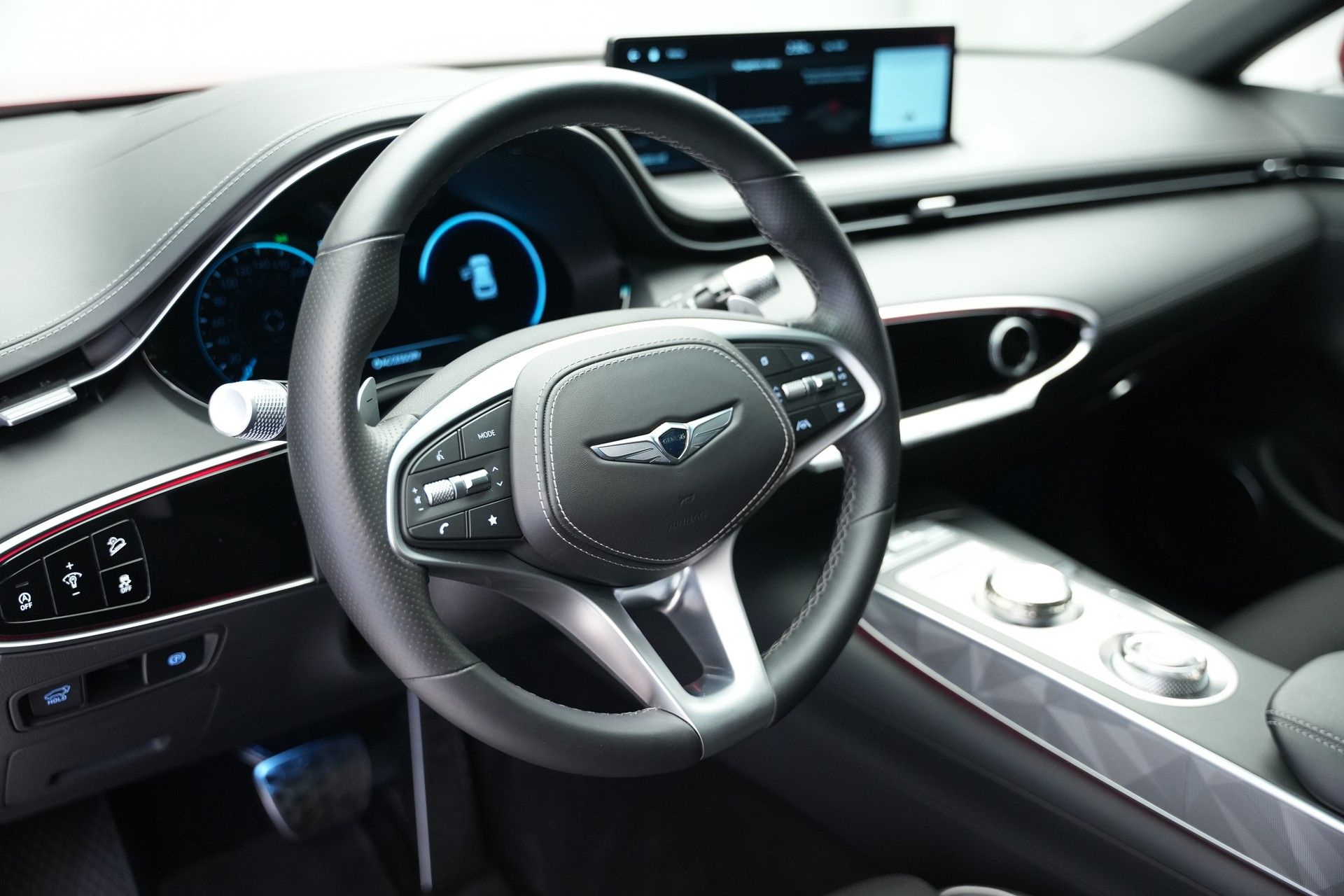 GENESIS GV70 2.5 TGDI Premium AT8 AWD-image-24