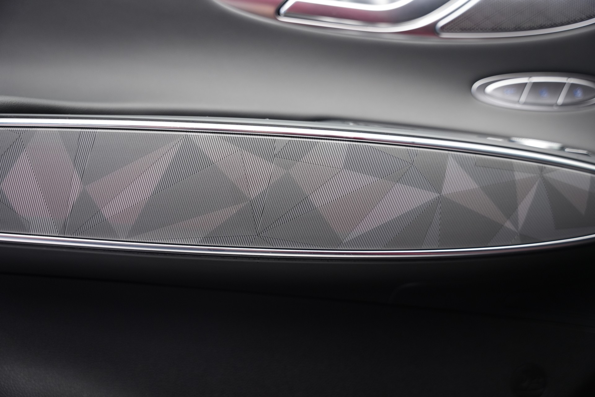GENESIS GV70 2.5 TGDI Premium AT8 AWD-image-22