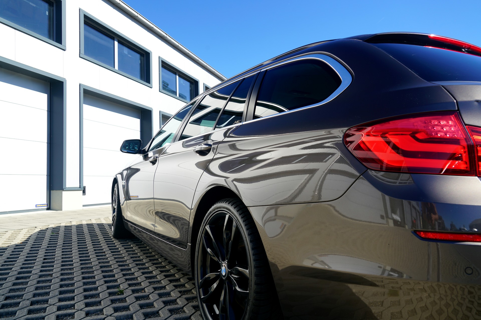 BMW 530d xDrive Touring Steptronic (CH)-image-9
