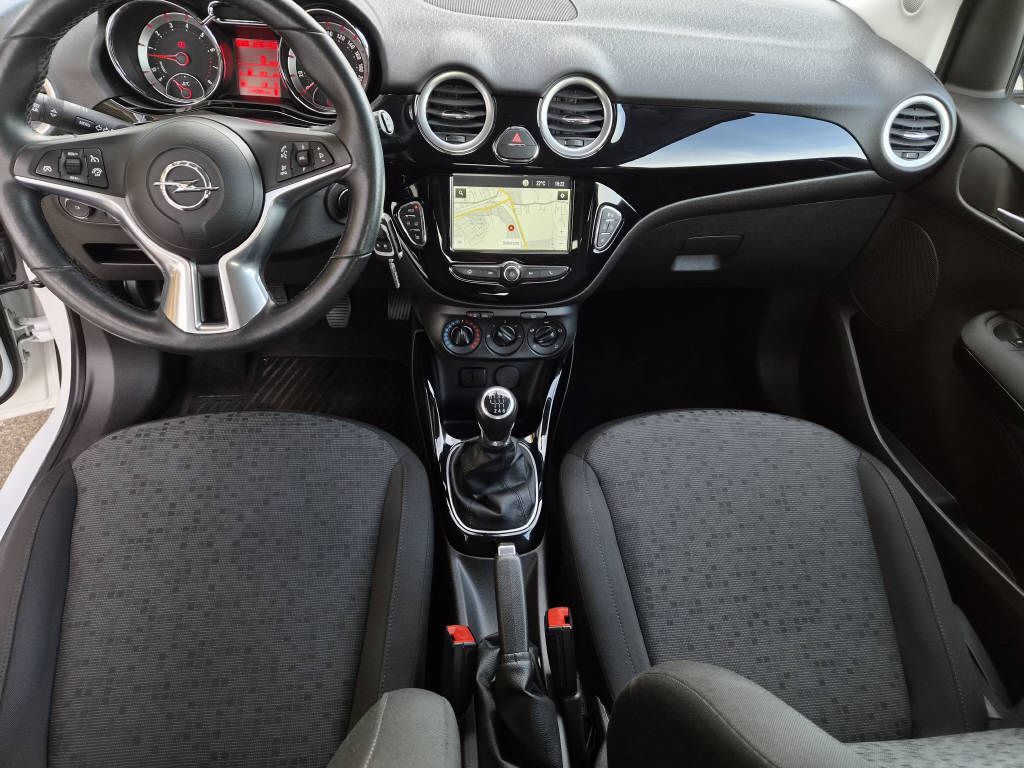 OPEL Adam 1.0i turbo Black Jack 115cv-image-8