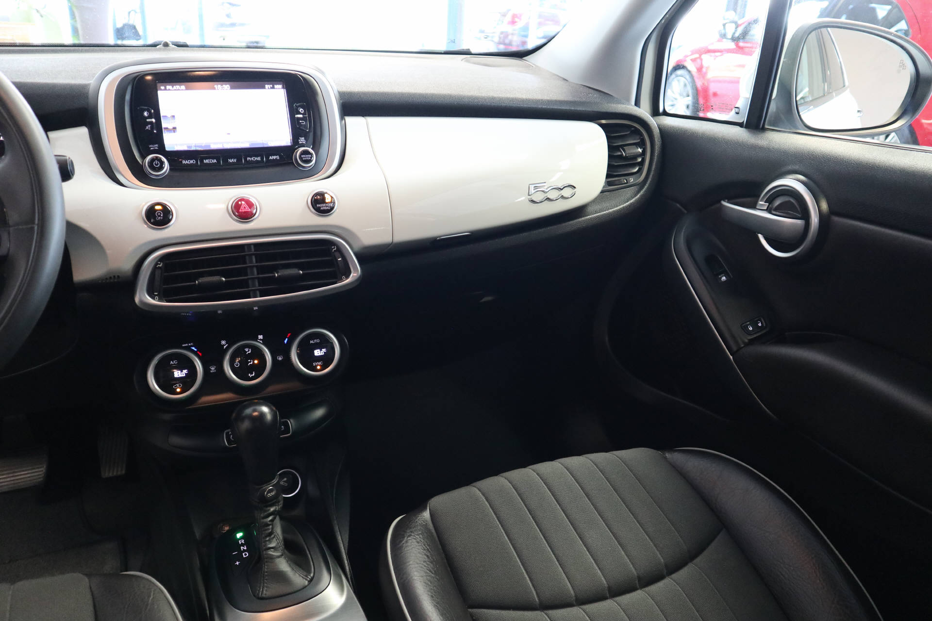 FIAT 500X 1.4 MultiAir Lounge-image-13