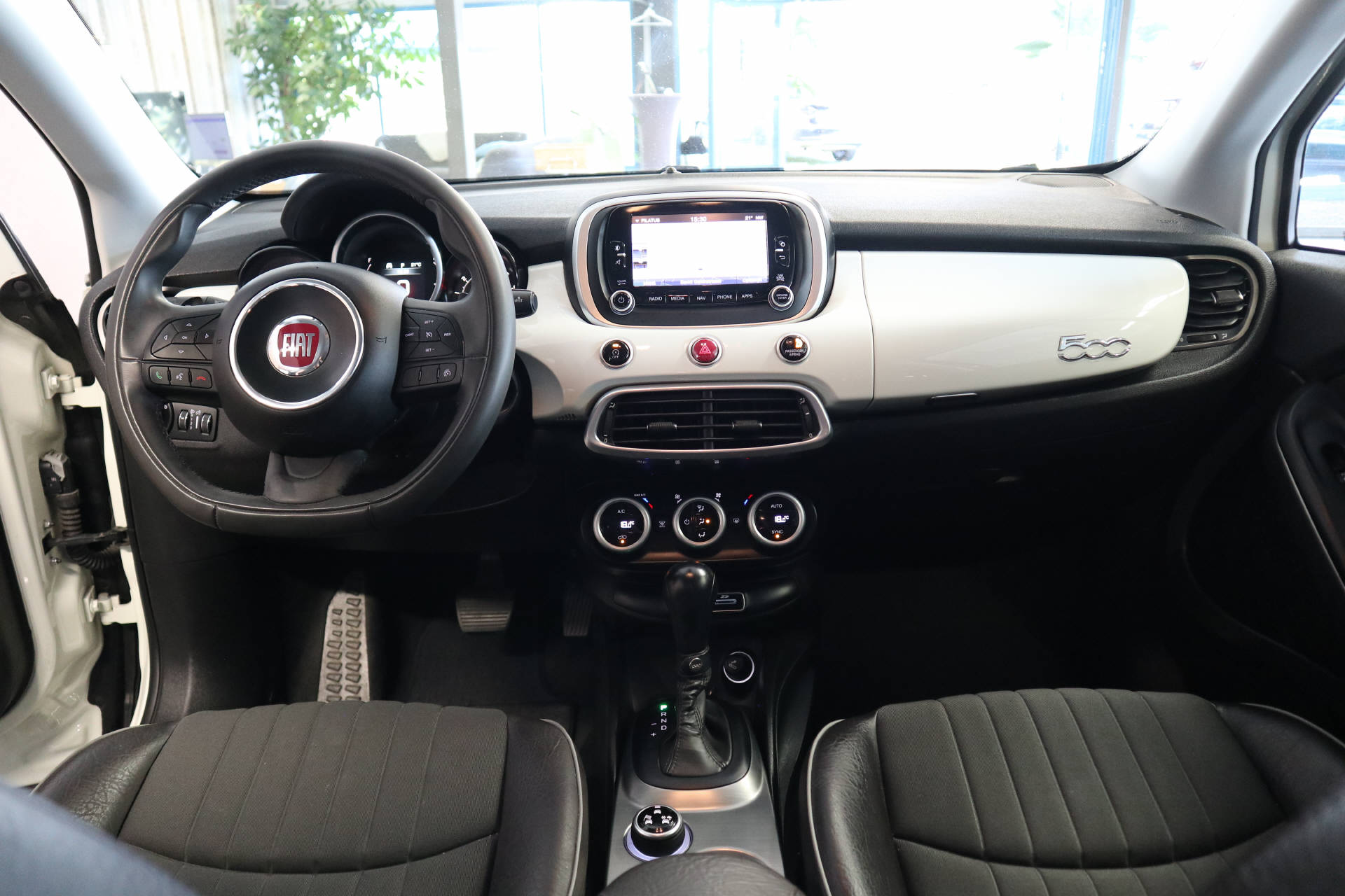 FIAT 500X 1.4 MultiAir Lounge-image-12