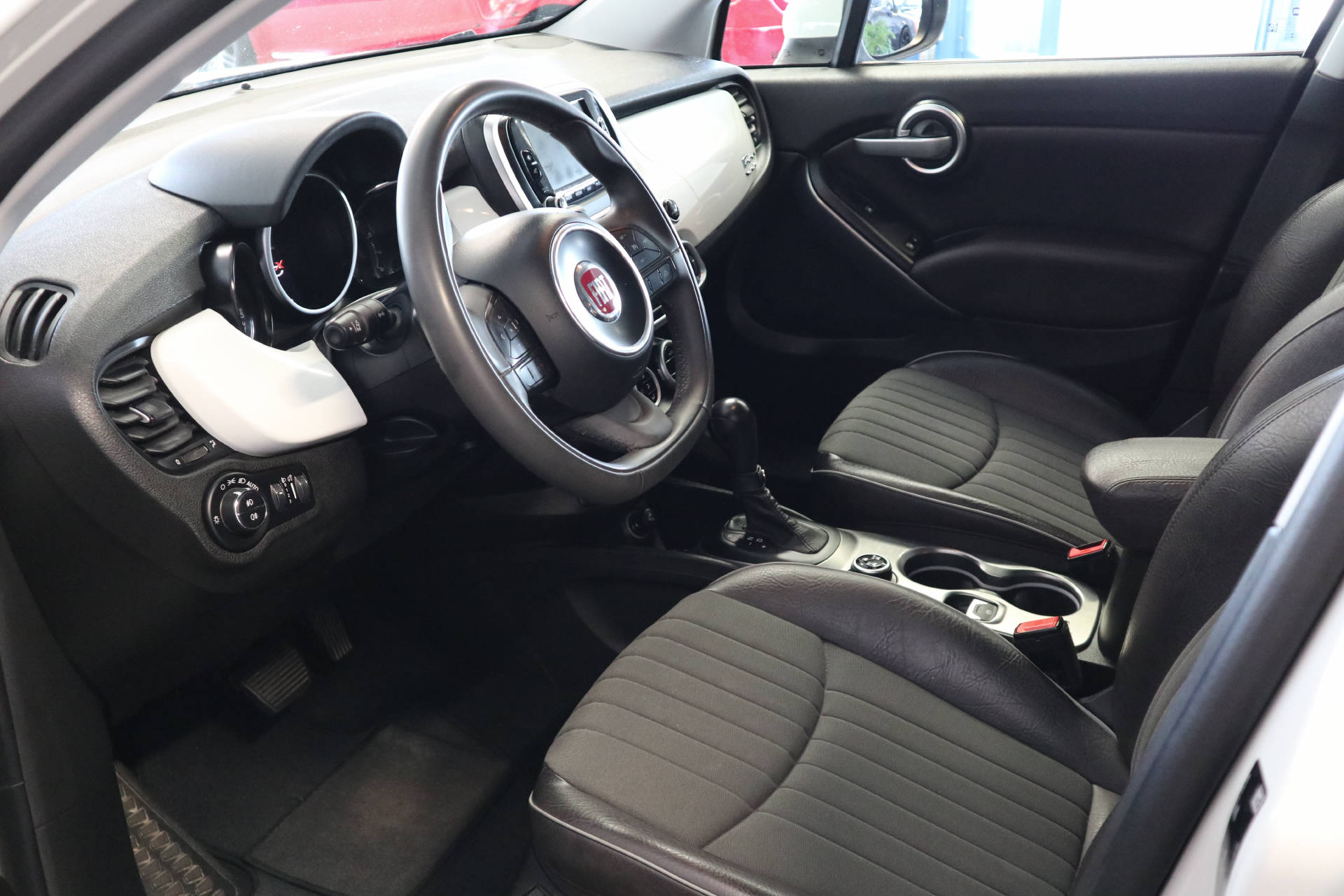 FIAT 500X 1.4 MultiAir Lounge-image-10