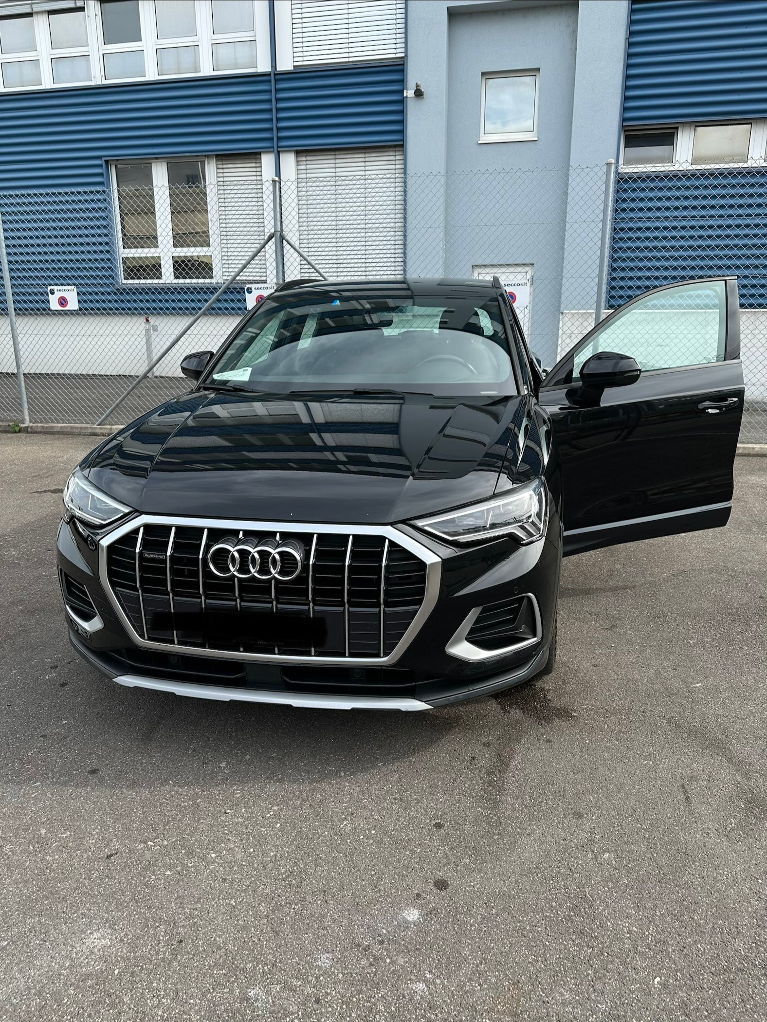 AUDI 2.0 40 TFSI Advanced quattro S-Tronic-image-0