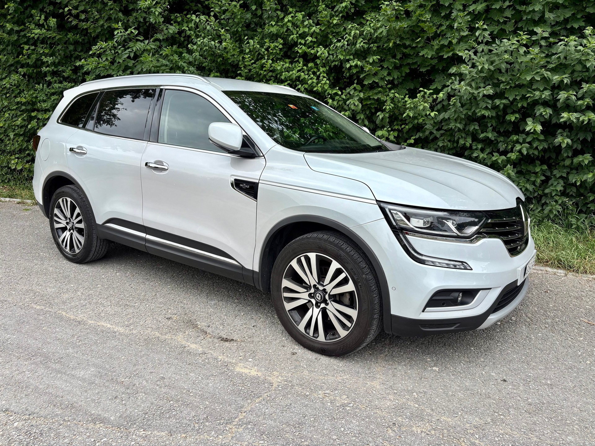 RENAULT 2.0 dCi INITIALE PARIS 4WD Xtronic-image-3