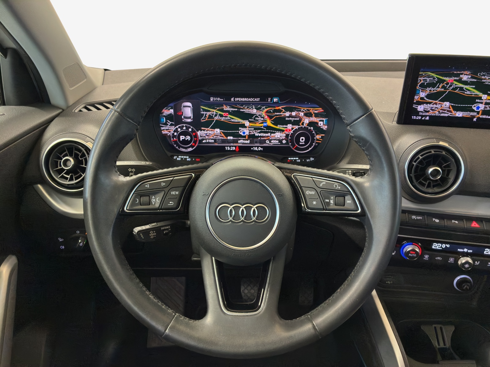 AUDI Q2 2.0 TFSI design quattro S-tronic-image-9