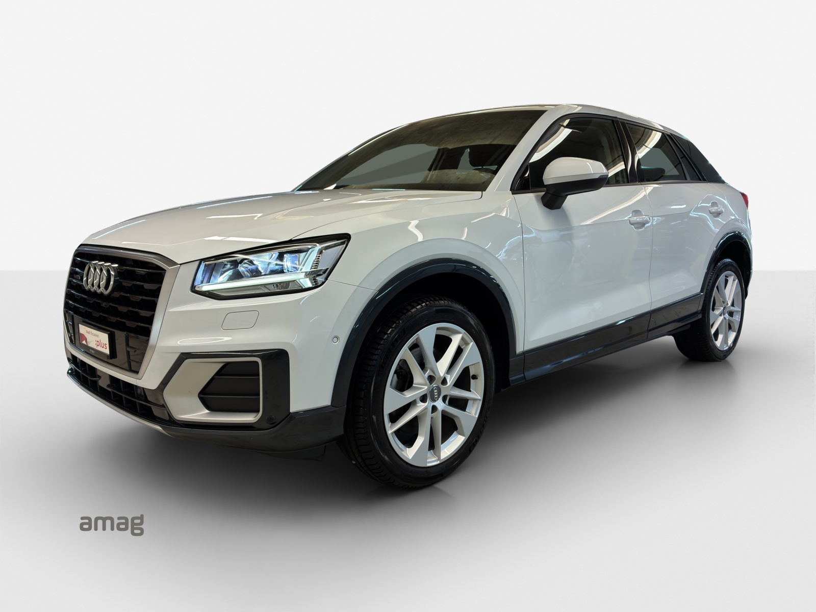 AUDI Q2 2.0 TFSI design quattro S-tronic