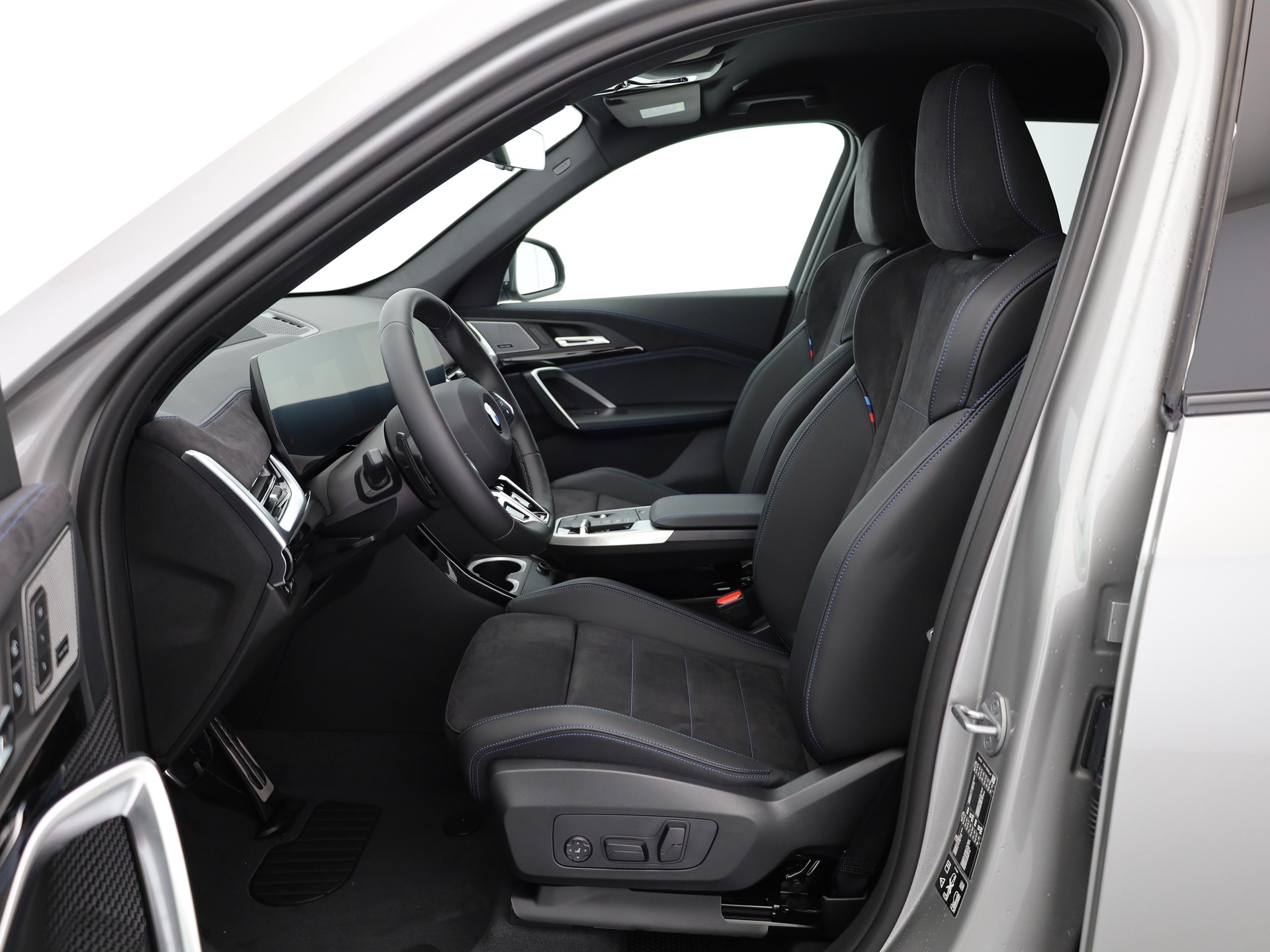 BMW X1 U11 23i xDrive-image-3