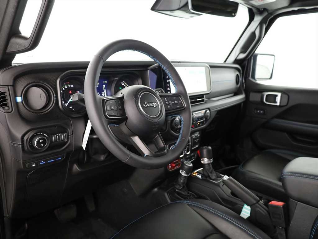 JEEP Wrangler 2.0 PHEV Unlimited Rubicon DT Automatic-image-6
