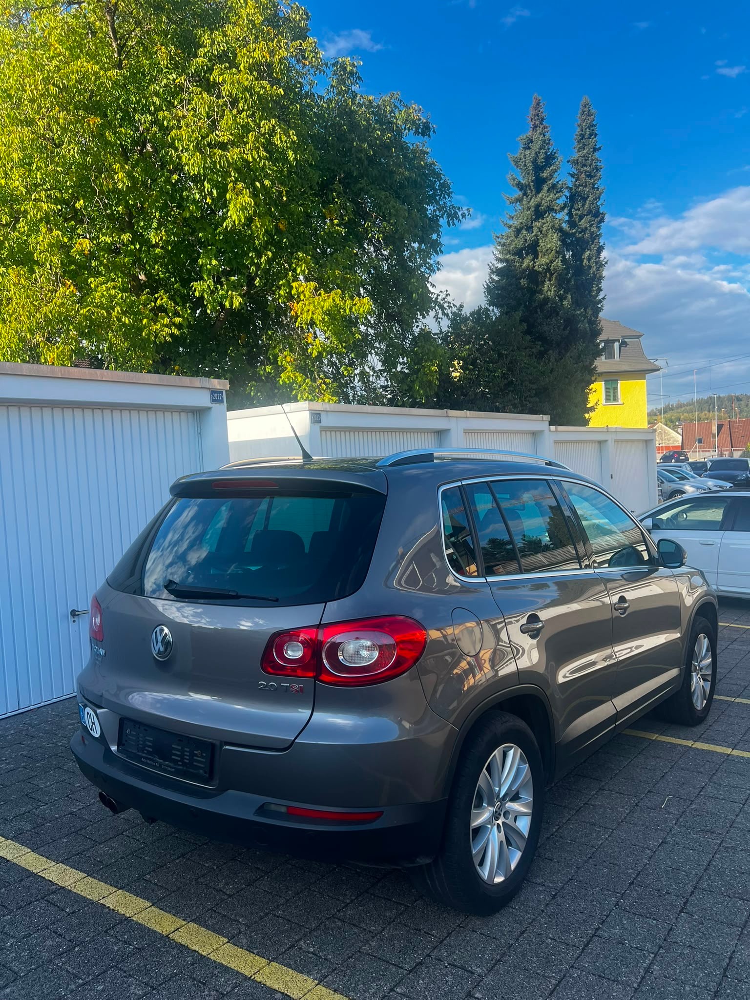 VW Tiguan 2.0 TSI Sport&Style Tiptronic-image-9