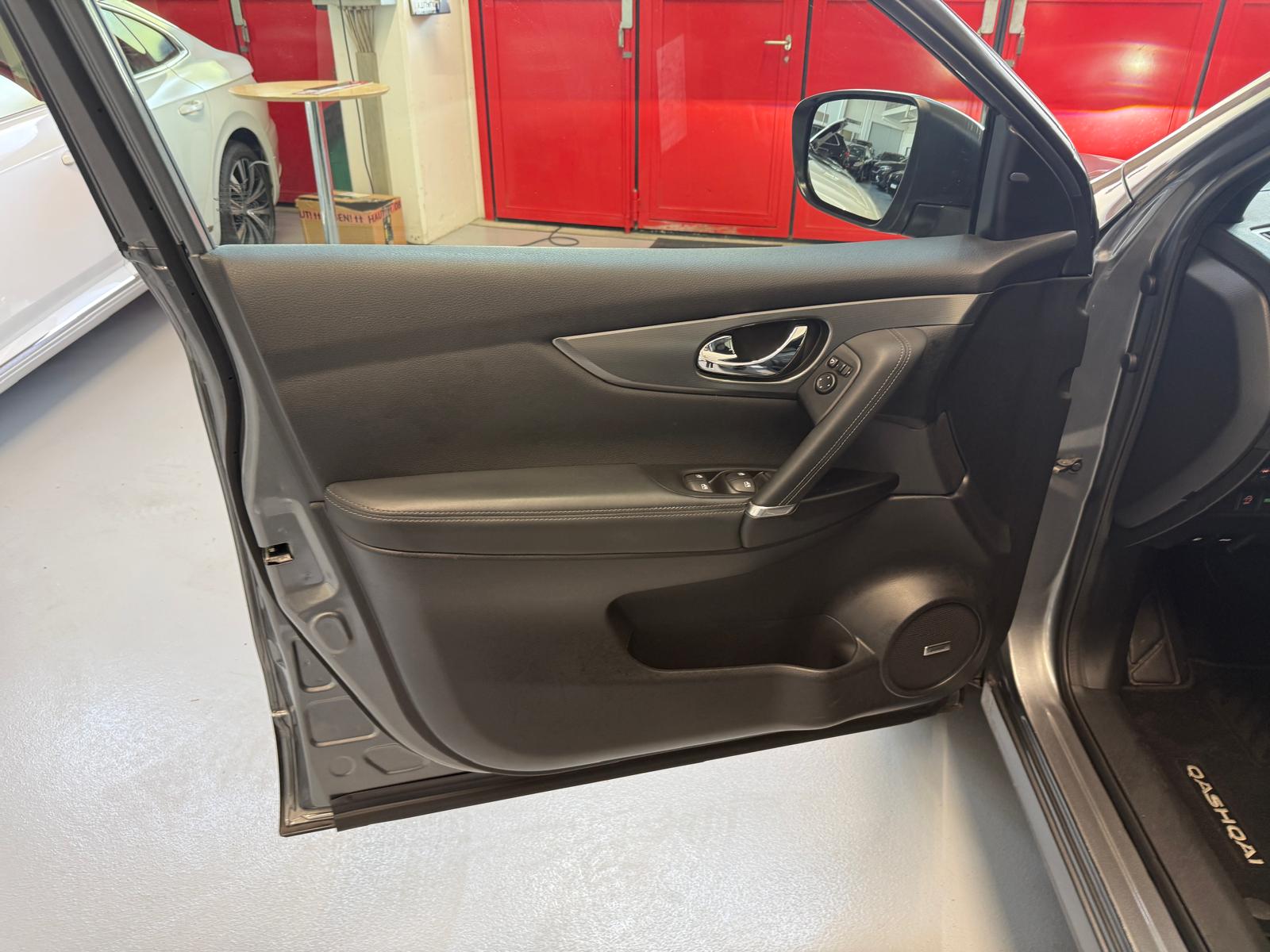 NISSAN Qashqai 1.6 dCi tekna+ Xtronic CVT-image-10