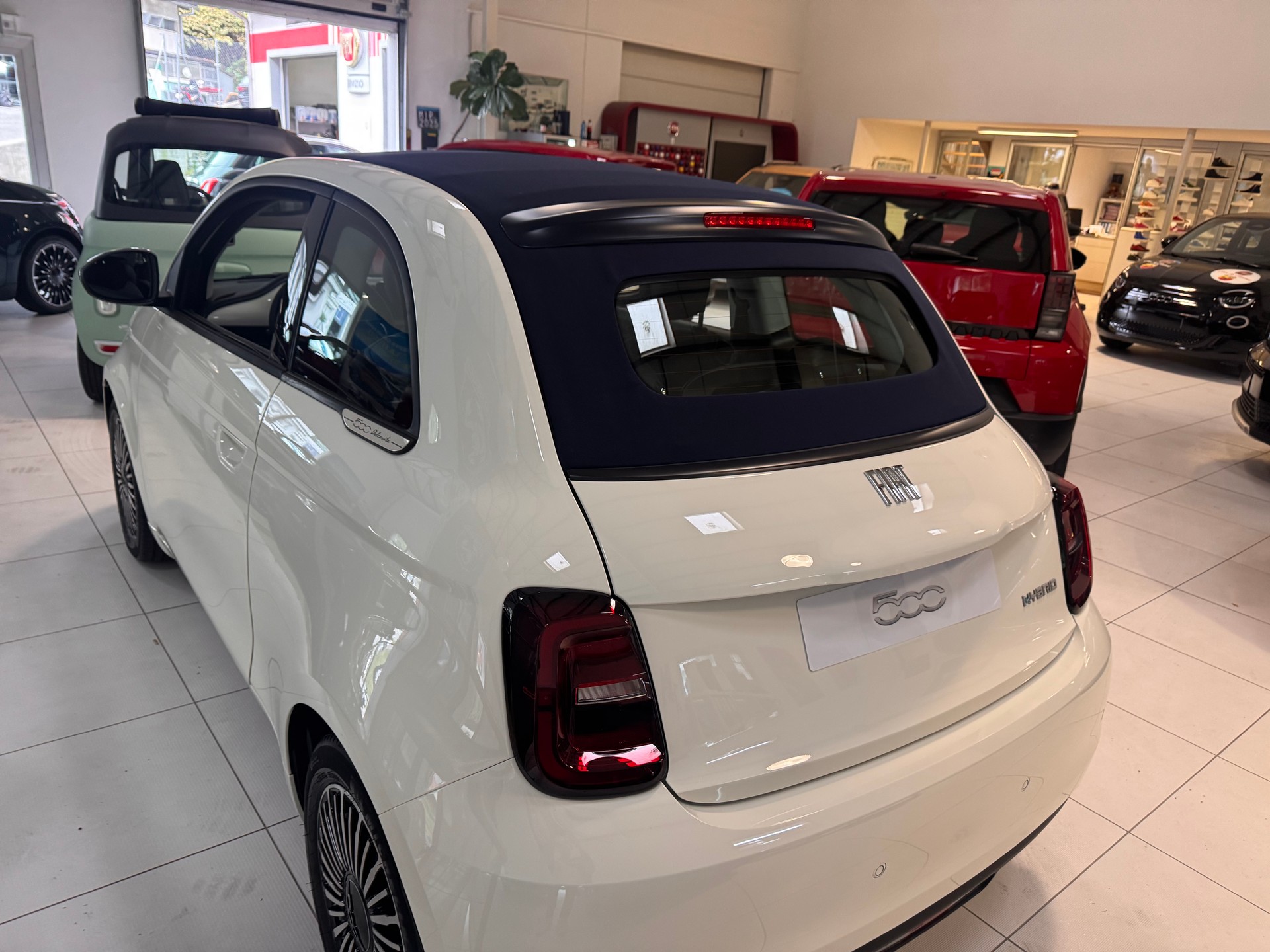 FIAT 500C 1.0 FireFly MHD Dolcevita-image-5