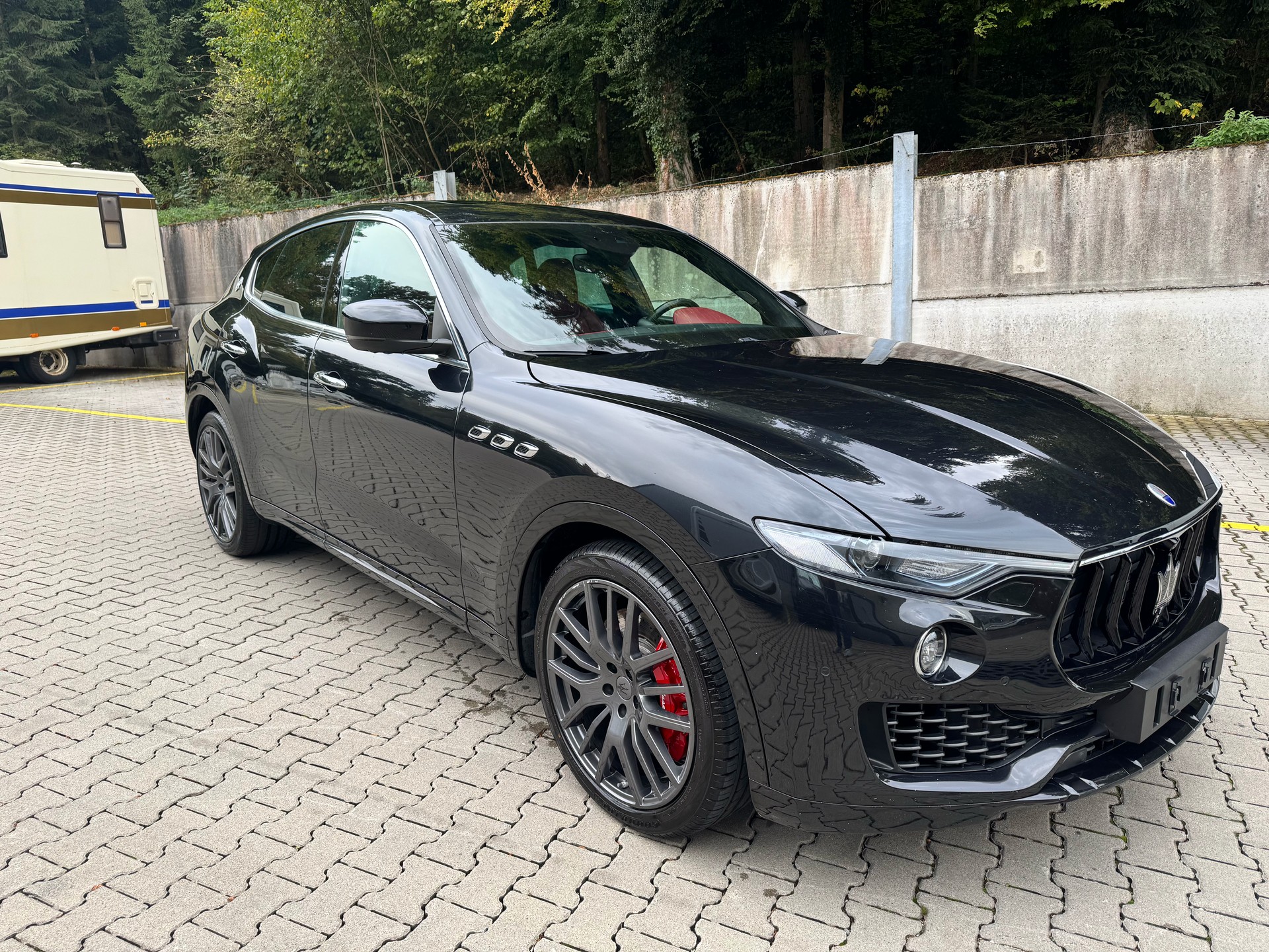 MASERATI Levante S 3.0 V6 Automatica-image-1