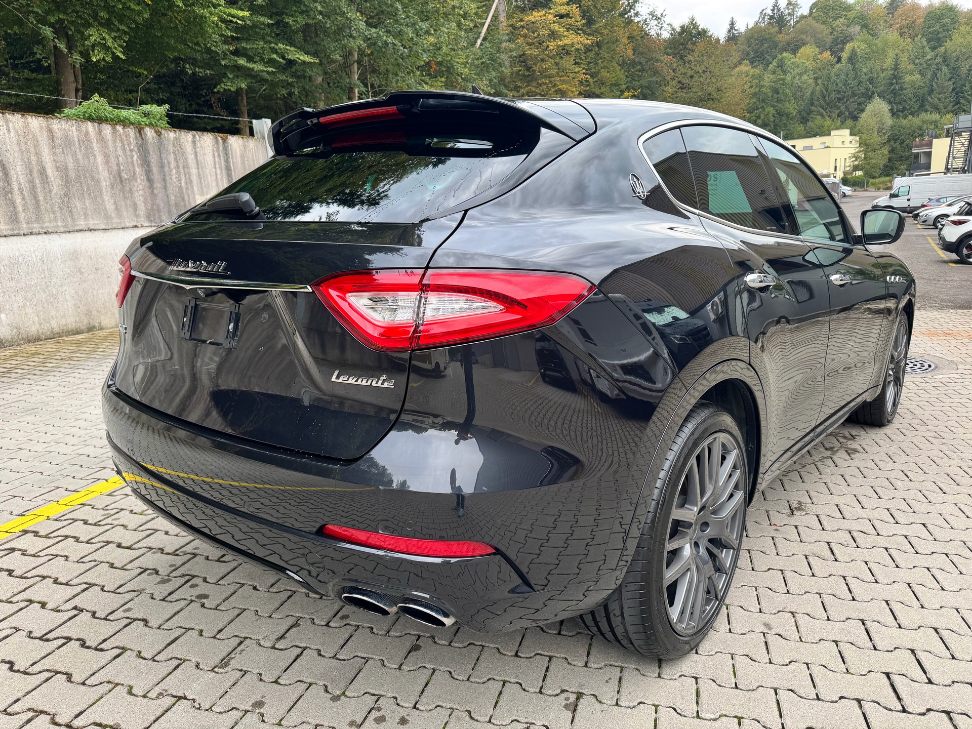 MASERATI Levante S 3.0 V6 Automatica-image-2