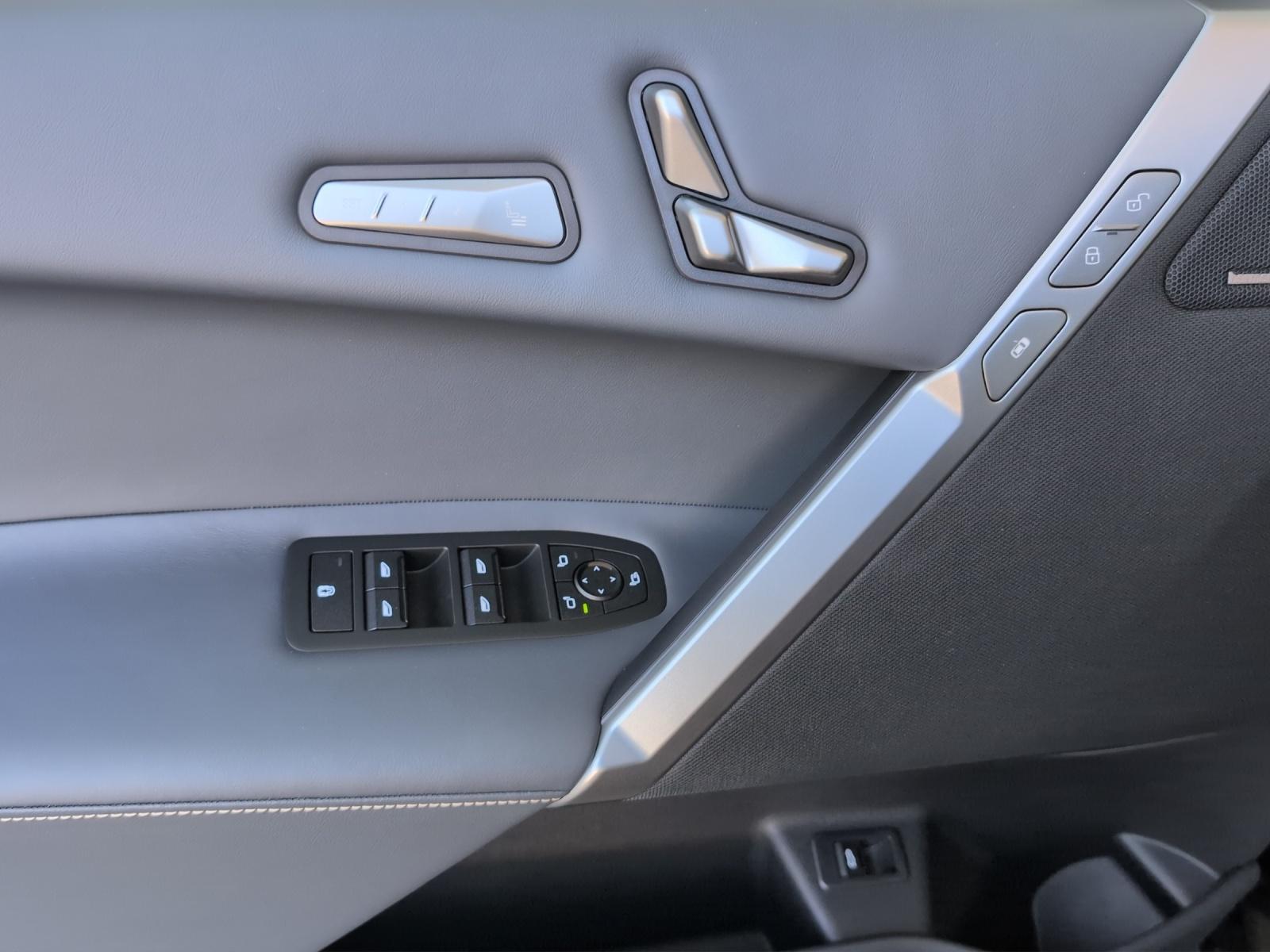 BMW iX I20 xDrive60-image-10