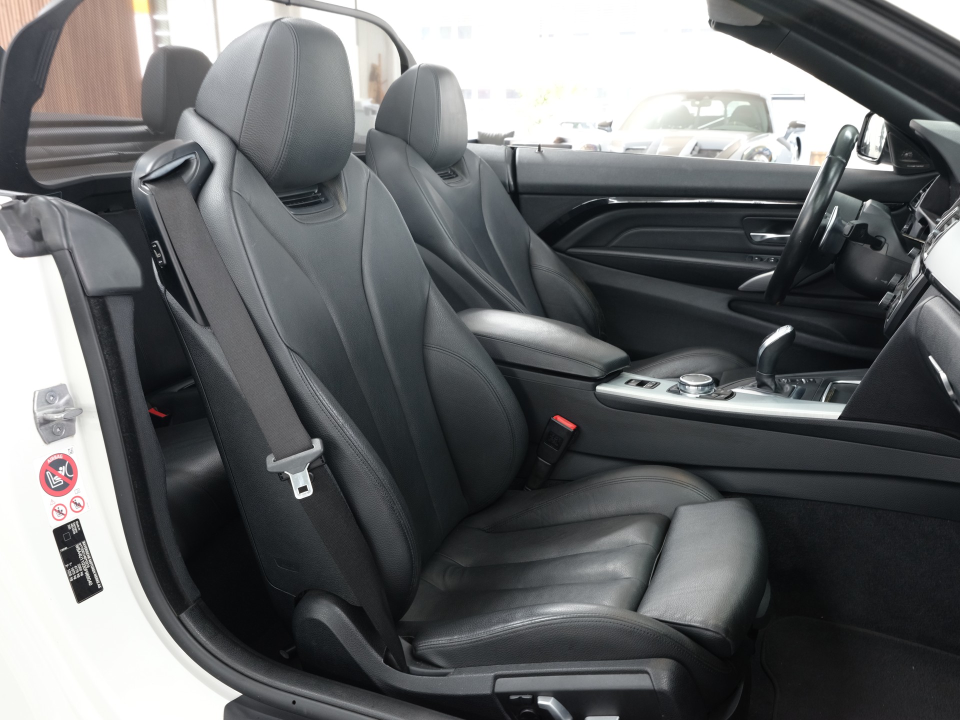 BMW 440i Cabriolet xDrive M Sport Steptronic *Harman & Kardon* *Rückfahrkamera* *Sportabgassanlage*-image-26