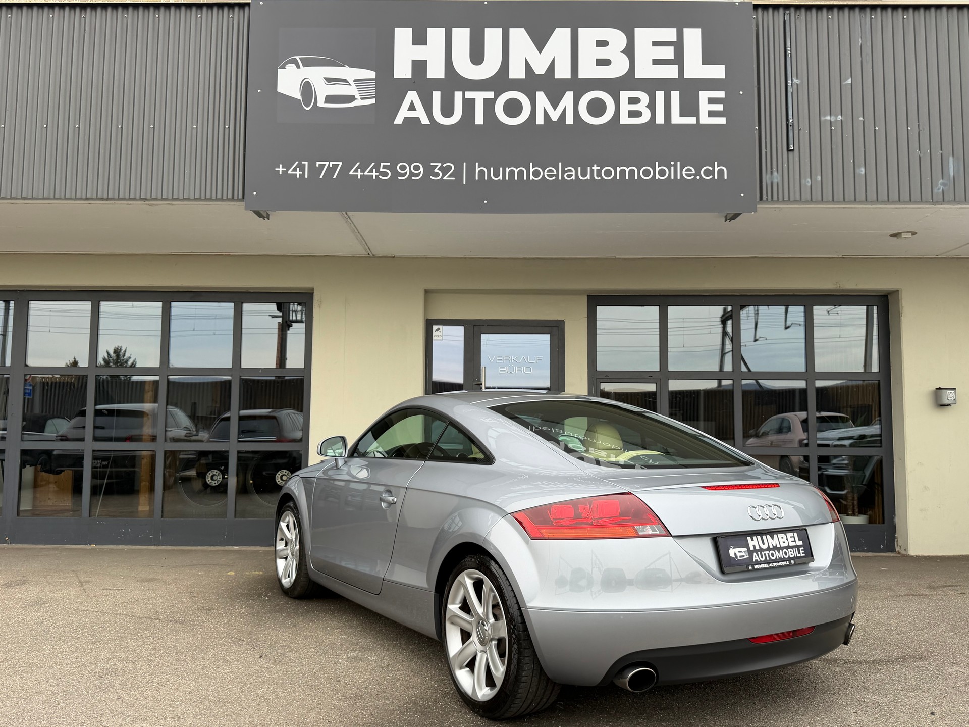 AUDI TT Coupé 3.2 quattro-image-2