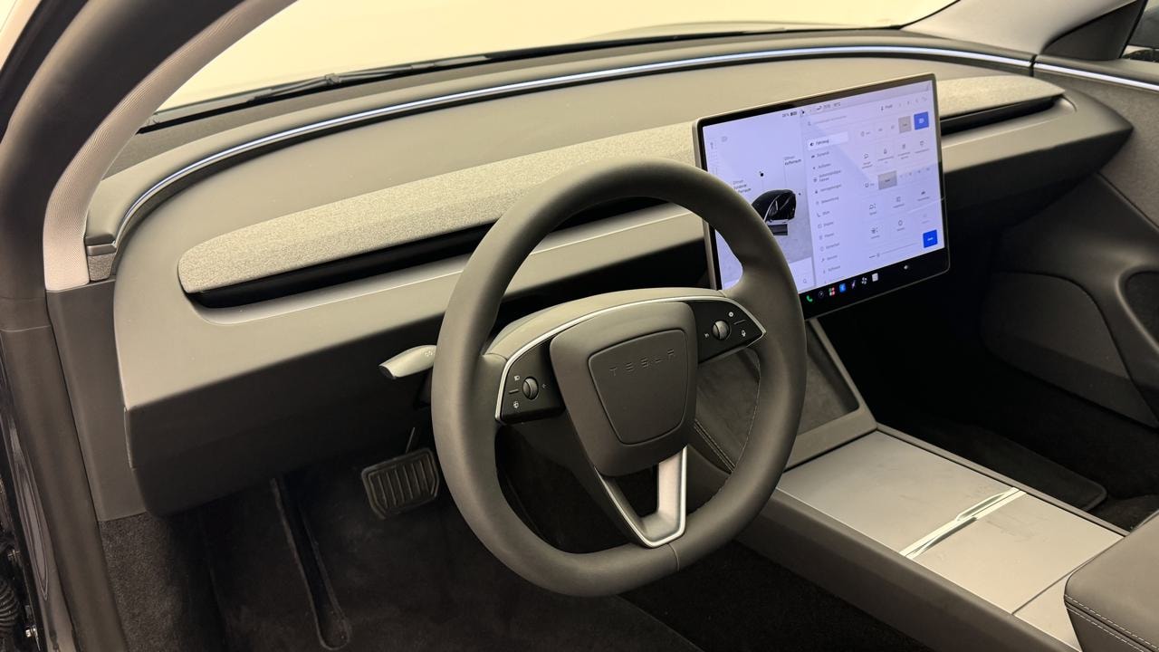 TESLA Model 3 Long Range Dual Motor AWD-image-6