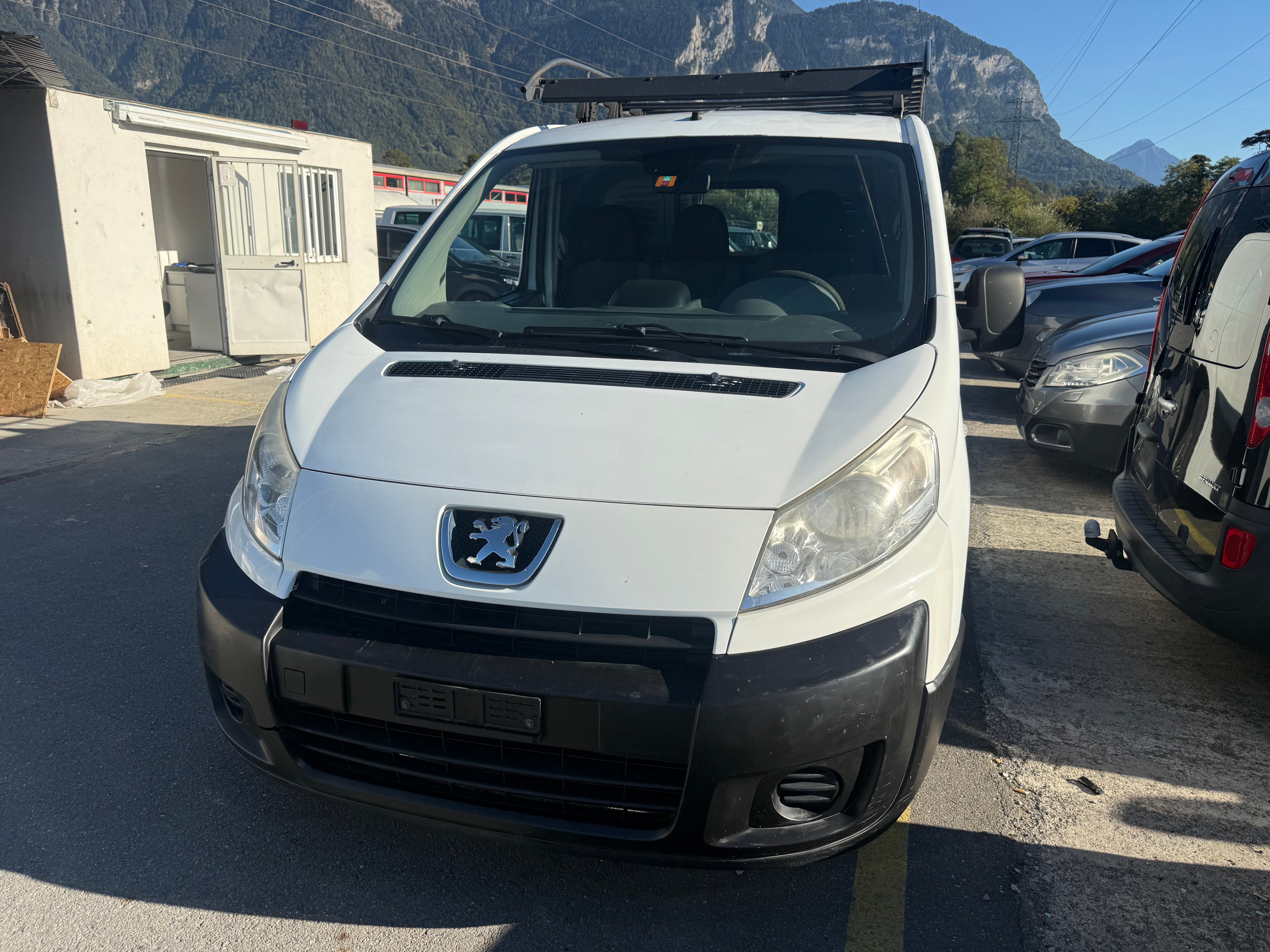 Car photo