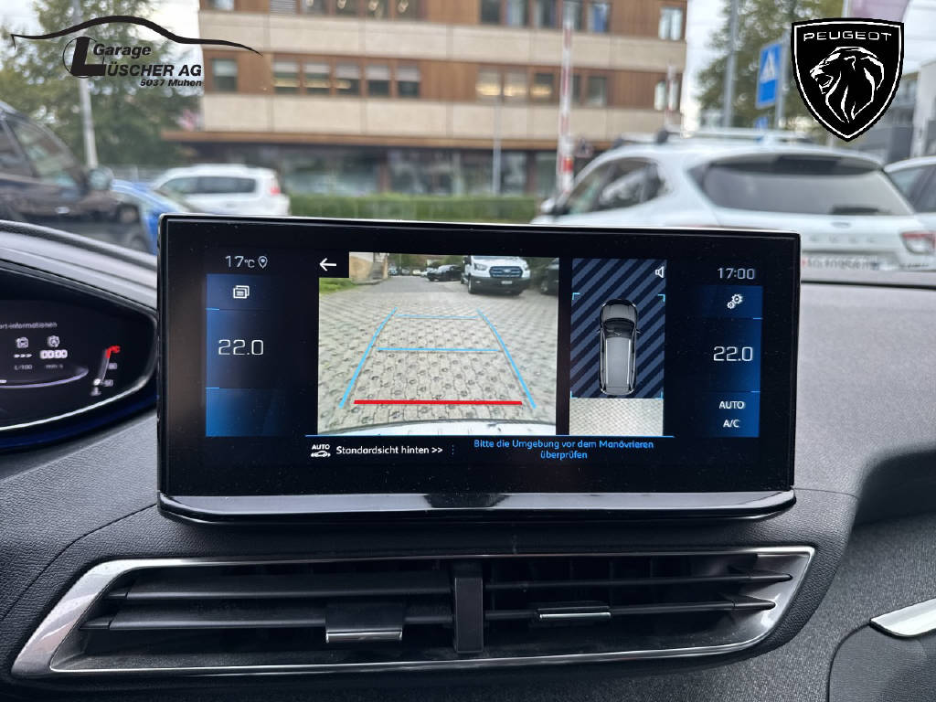 PEUGEOT 5008 1.2 PureTech Allure Pack-image-18