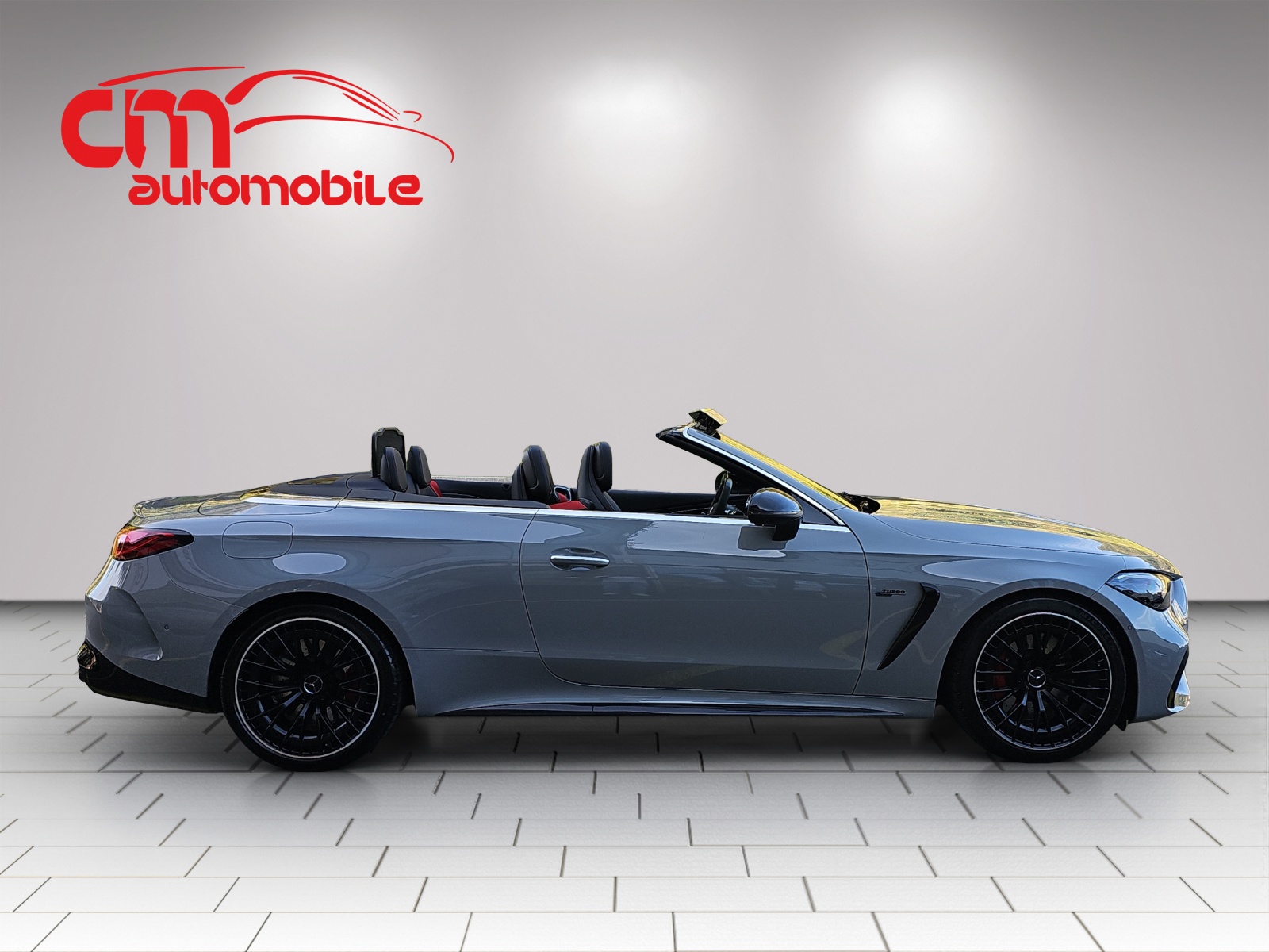 MERCEDES-BENZ CLE AMG 53 Cabrio 4Matic+ 9G-Tronic-image-4