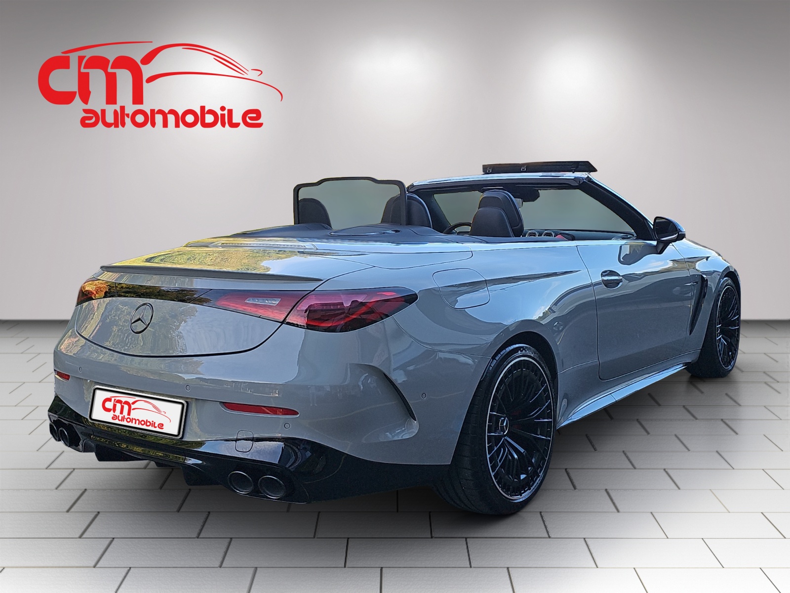 MERCEDES-BENZ CLE AMG 53 Cabrio 4Matic+ 9G-Tronic-image-2