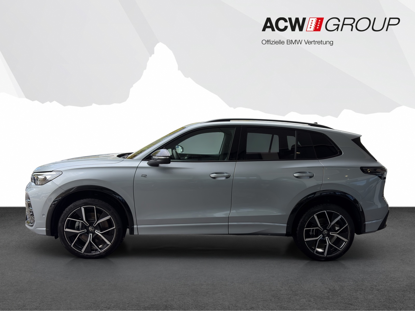 VW Tiguan 2.0 TSI R-Line DSG 4motion-image-1