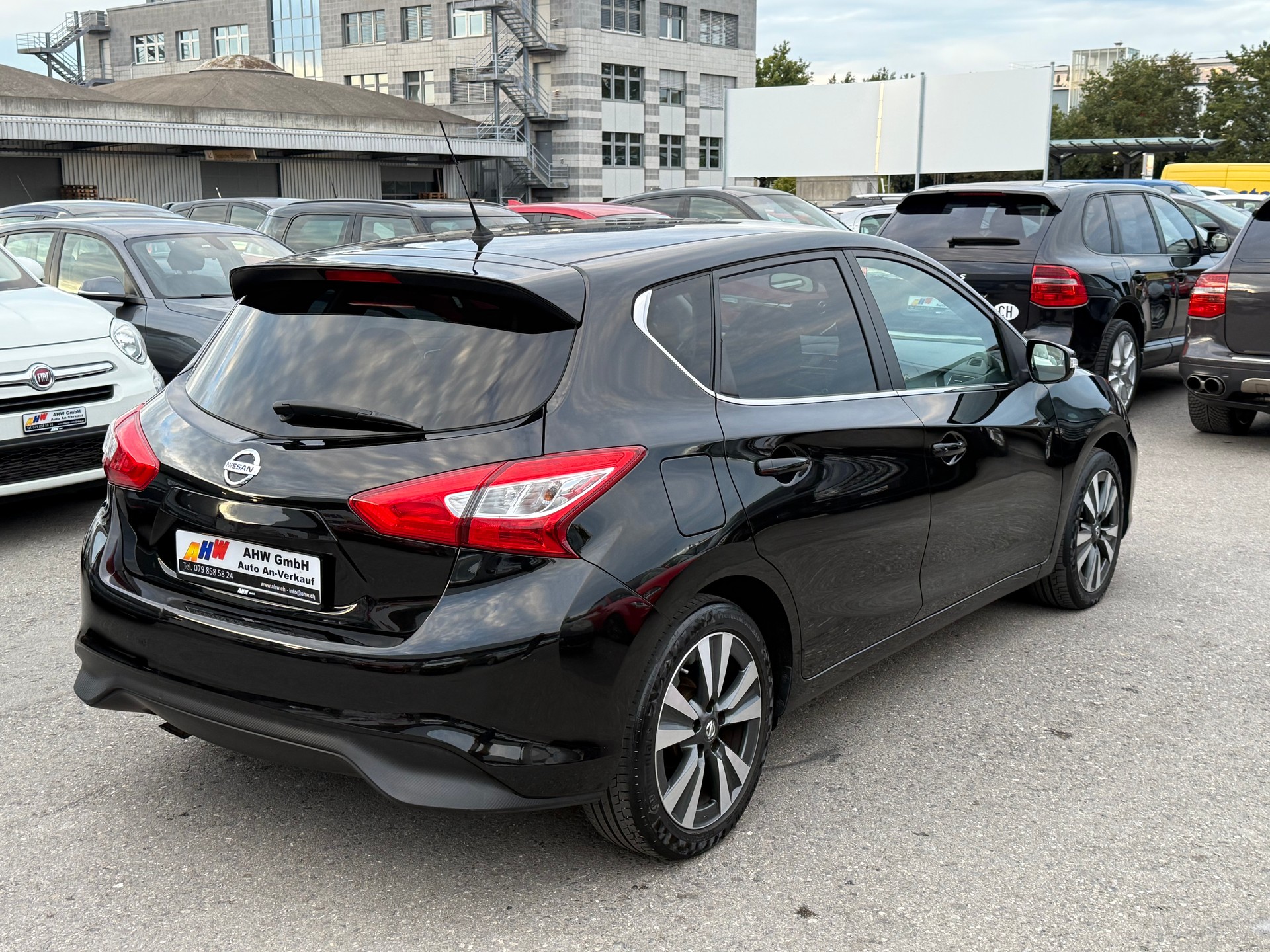 NISSAN Pulsar 1.5 dCi N-Connecta / Frisch ab MFK / 1 Jahr Garantie / Keyless Go / Navi / Bluetooth / Rückfahrkamera-image-3