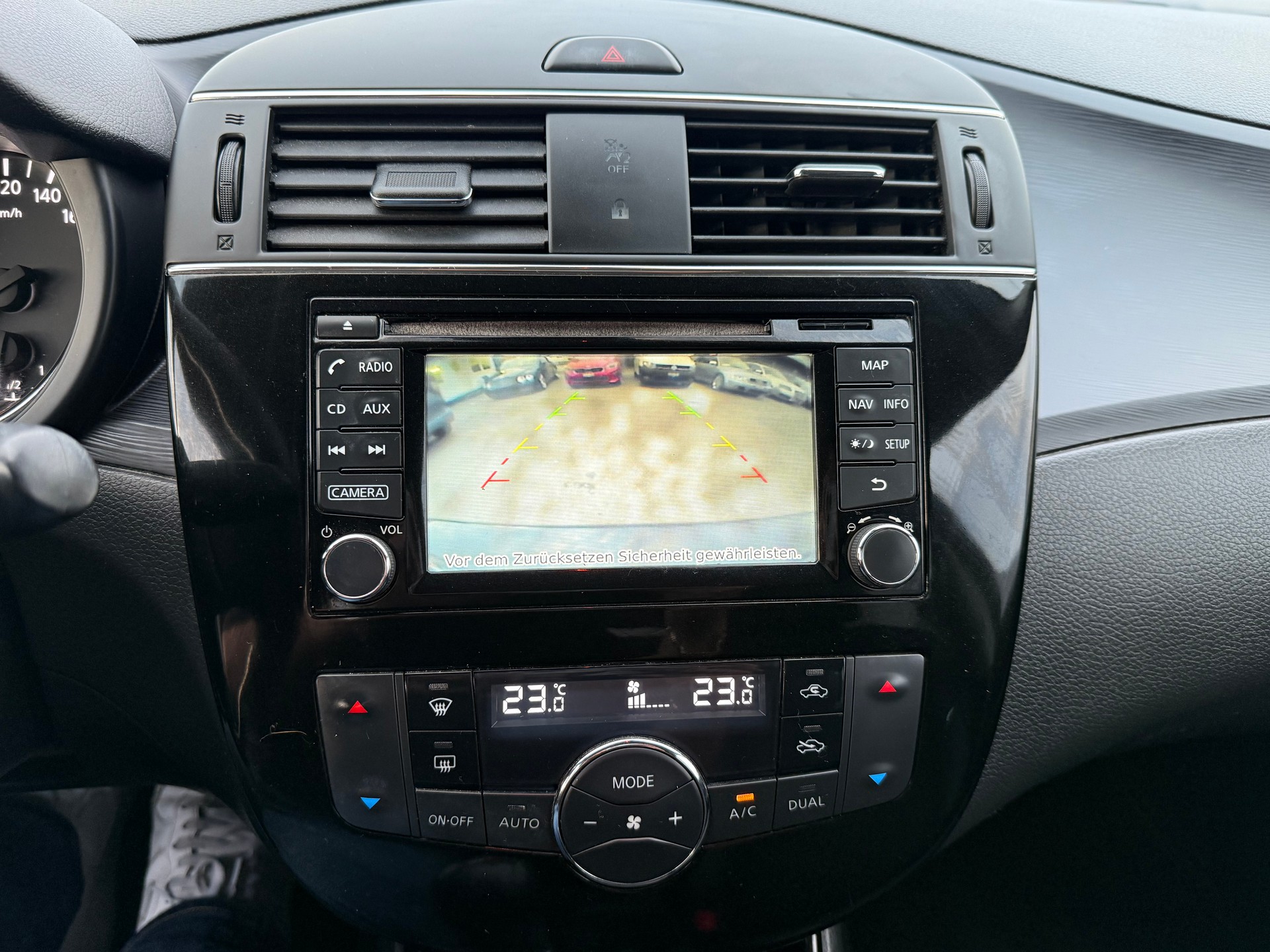 NISSAN Pulsar 1.5 dCi N-Connecta / Frisch ab MFK / 1 Jahr Garantie / Keyless Go / Navi / Bluetooth / Rückfahrkamera-image-8