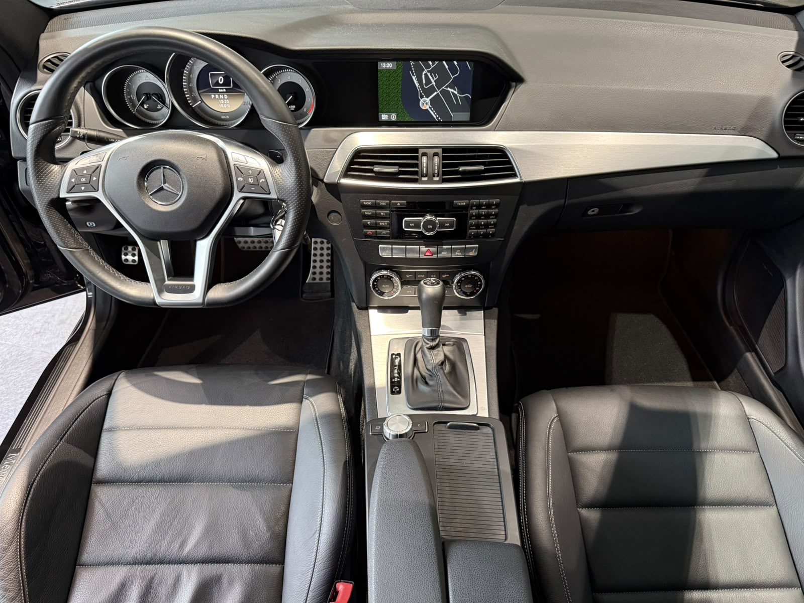 MERCEDES-BENZ C 250 Coupé 7G-Tronic-image-9